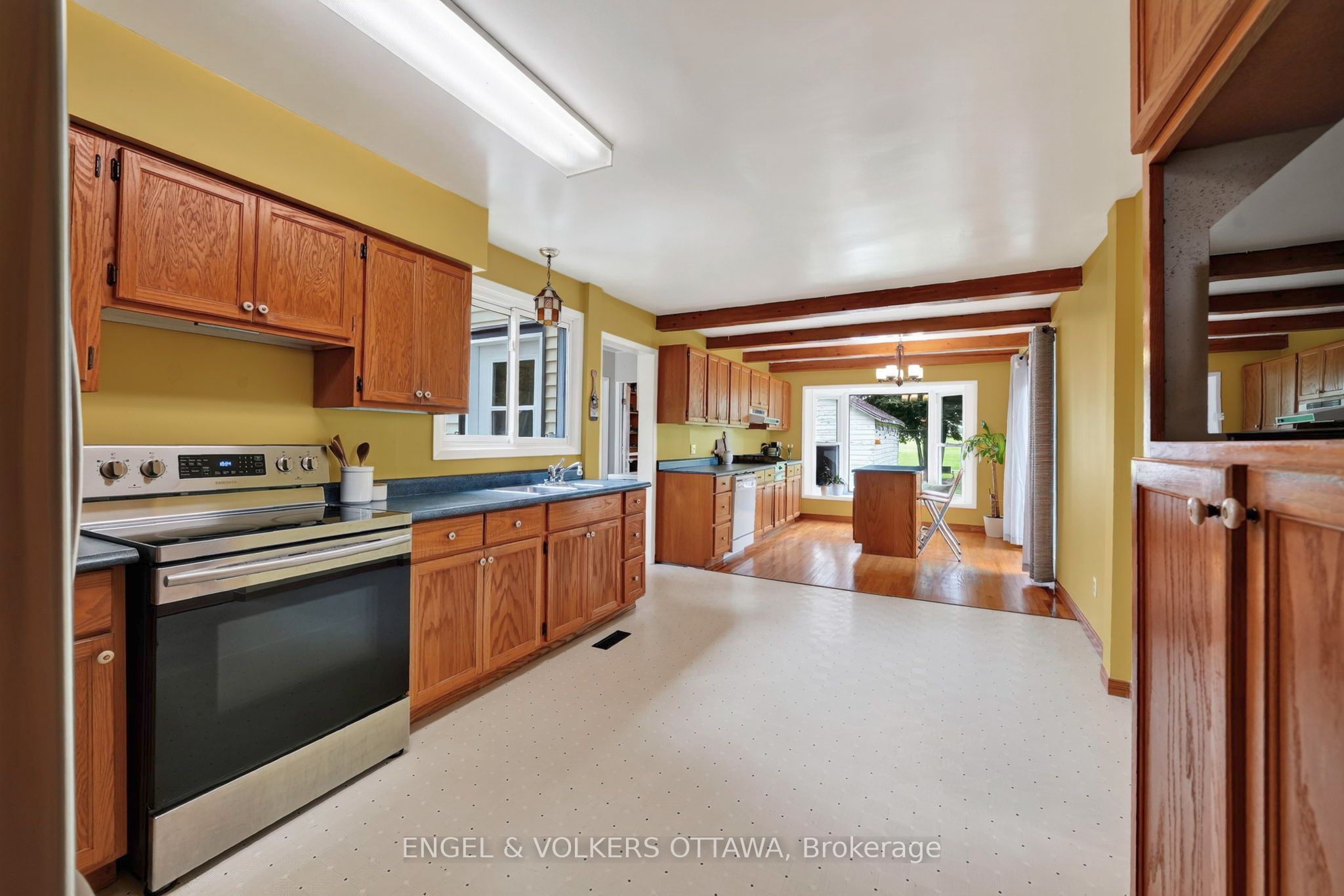 22 Peter Street Property Photo 17