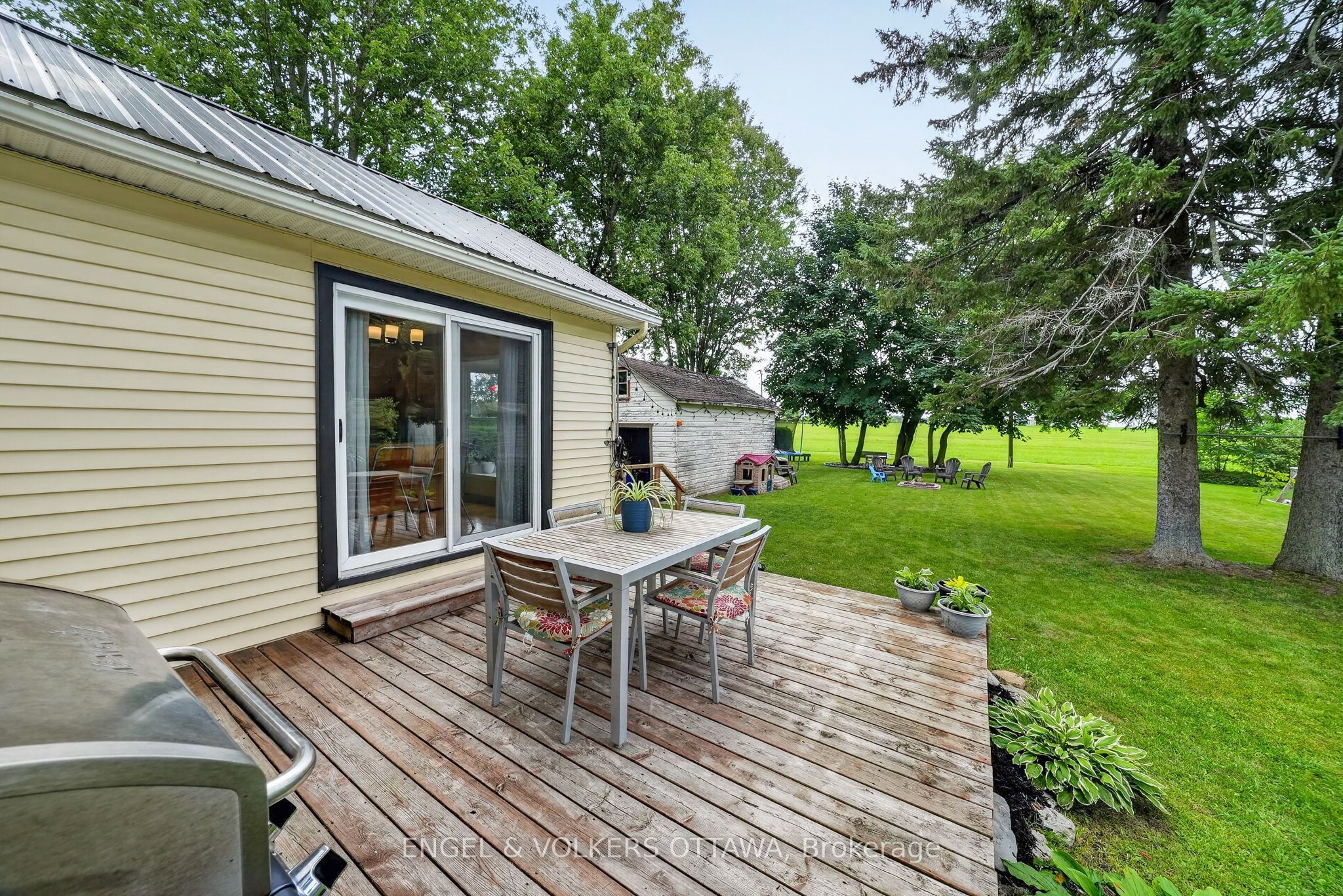 22 Peter Street Property Photo 43
