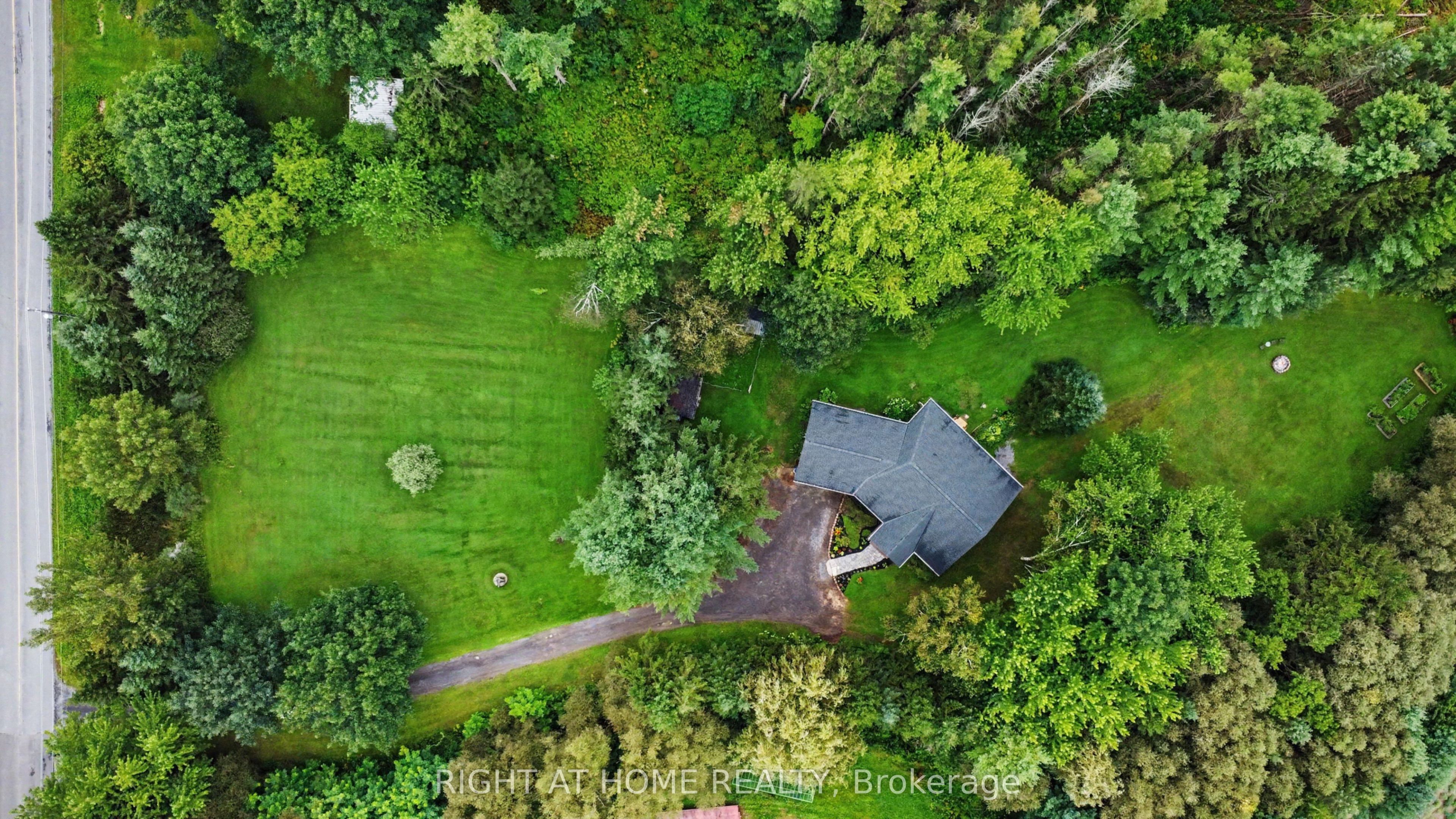 1280 Du Lac Chase Property Photo 4