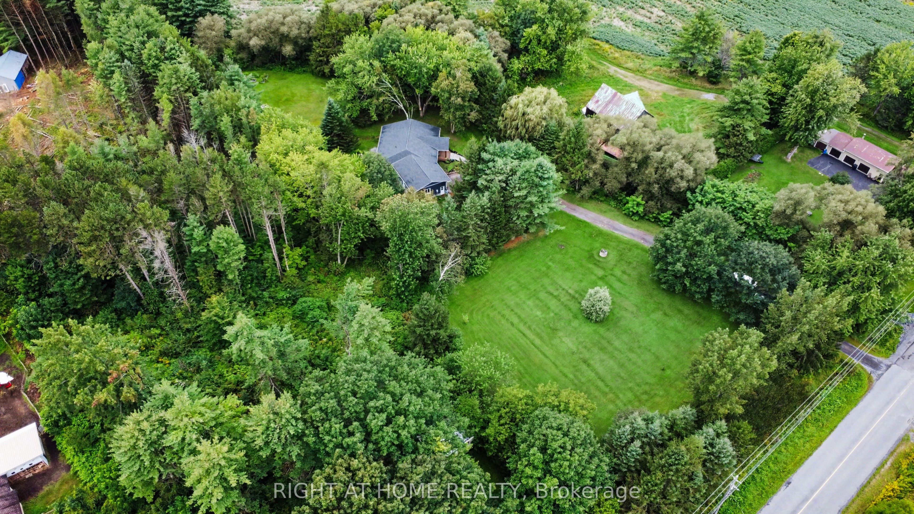 1280 Du Lac Chase Property Photo 5