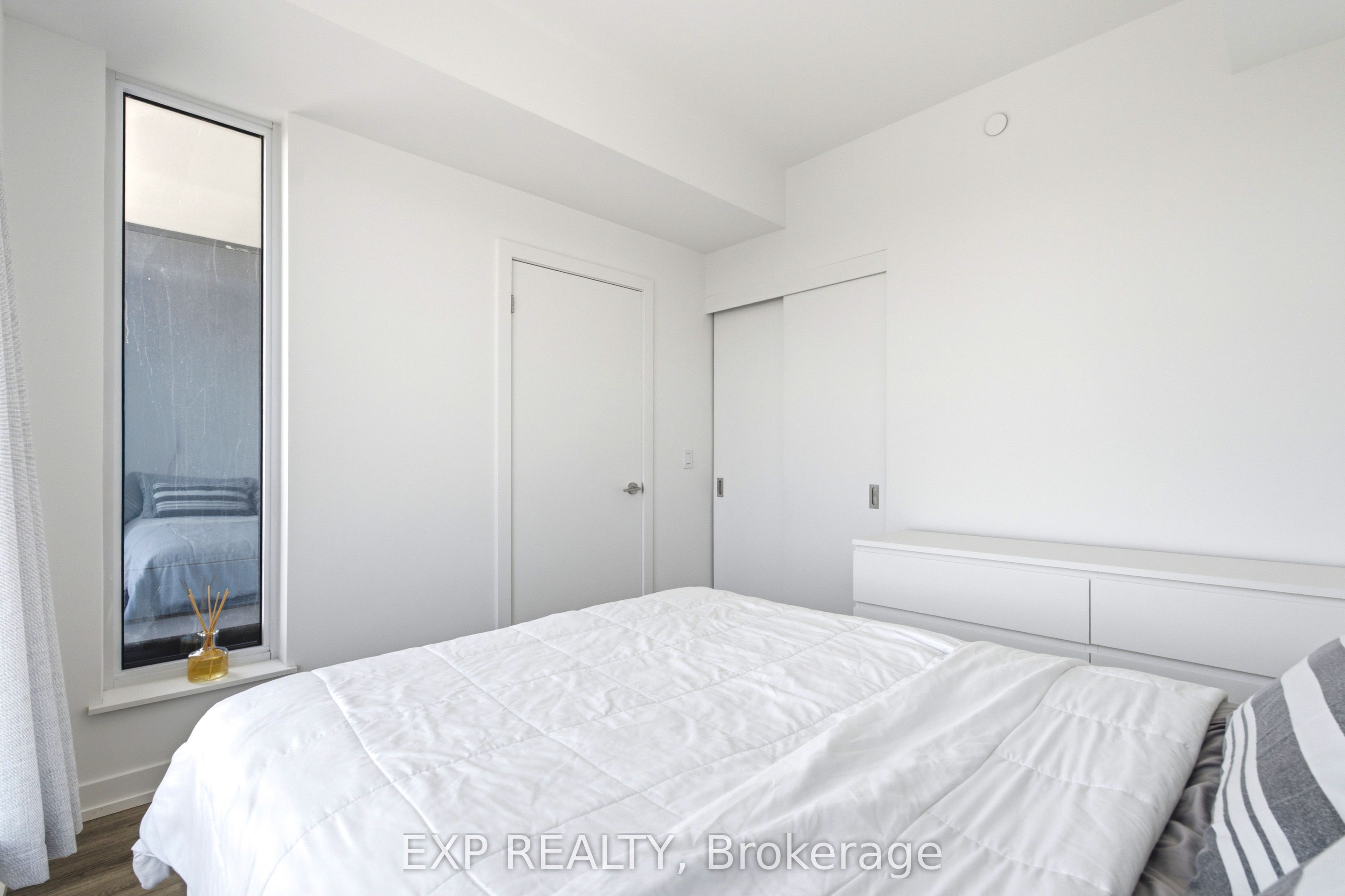 5 Wellington Street S 1011 Property Photo 20