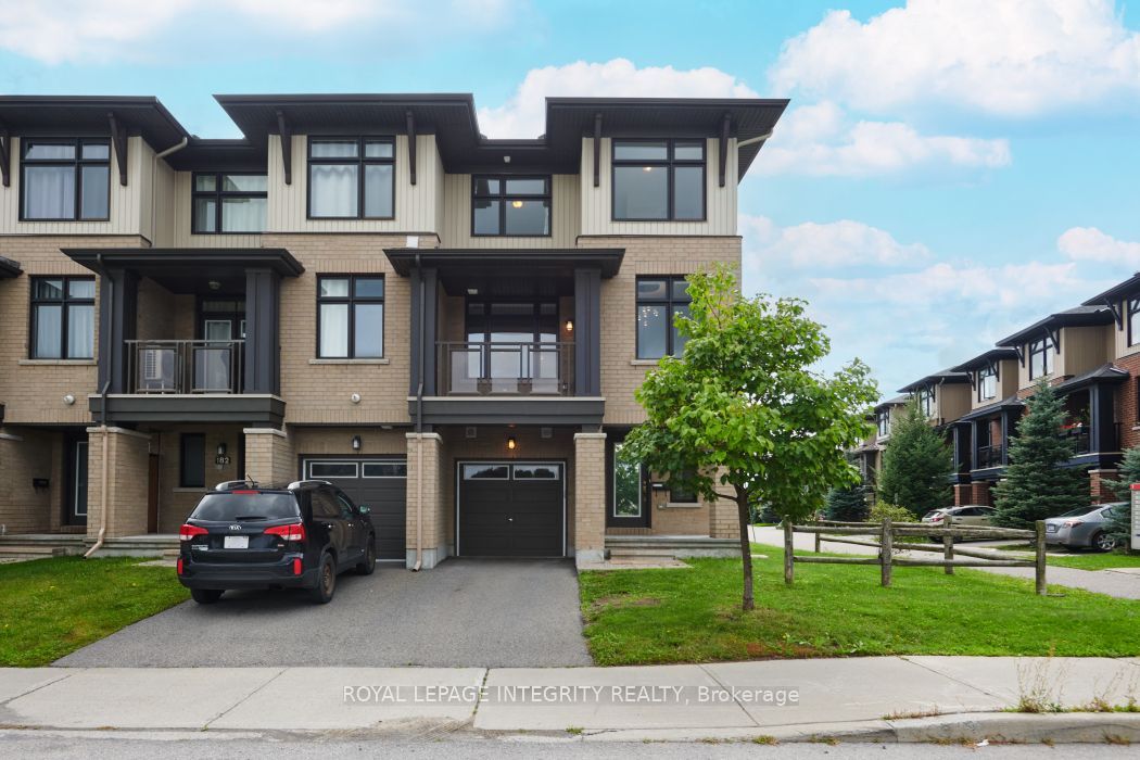 180 Poplin Street Property Photo 1