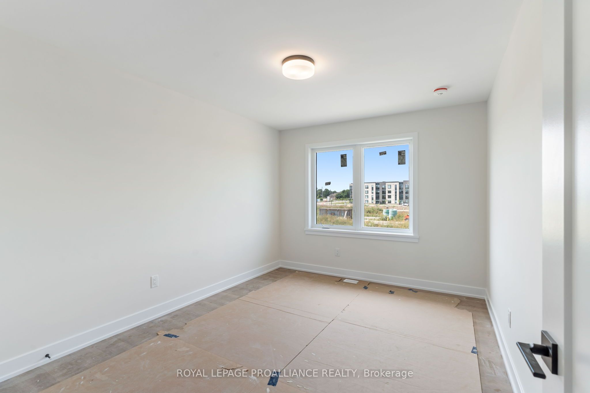 1028 Moore Street Property Photo 22
