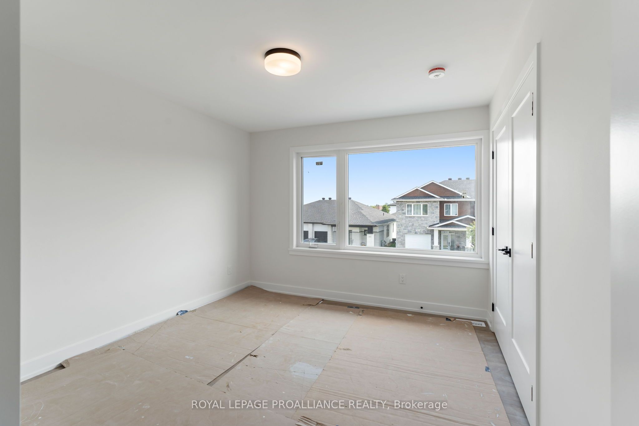 1028 Moore Street Property Photo 34