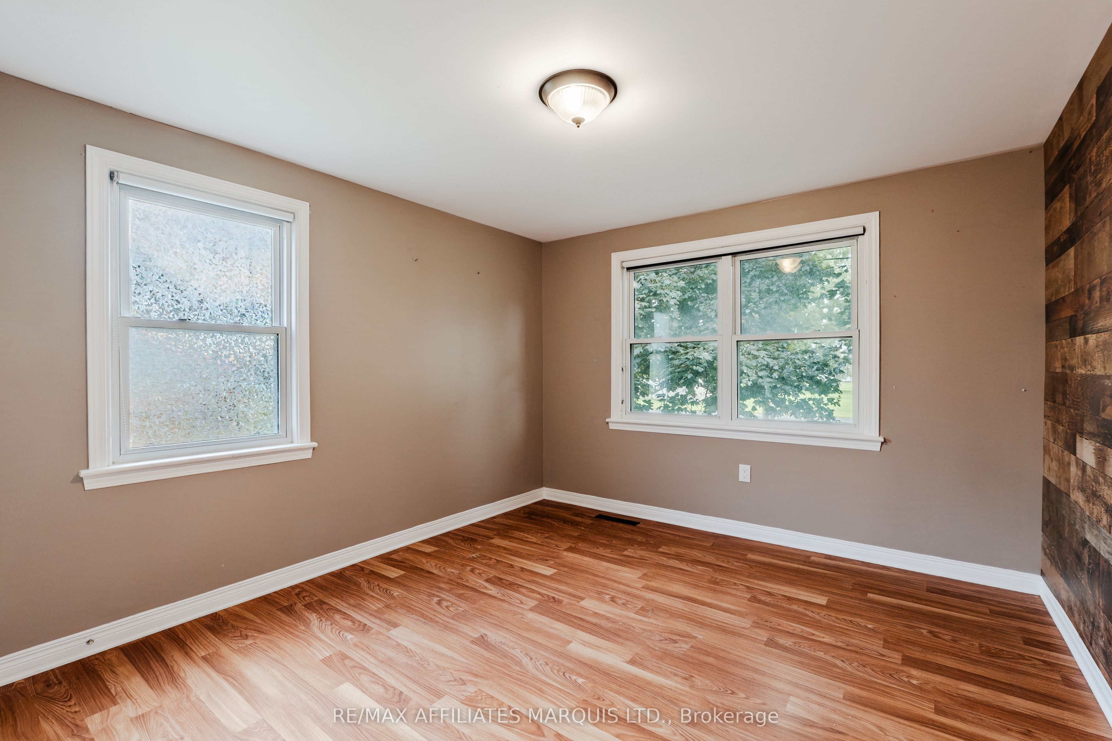 16 Front Street Property Photo 17