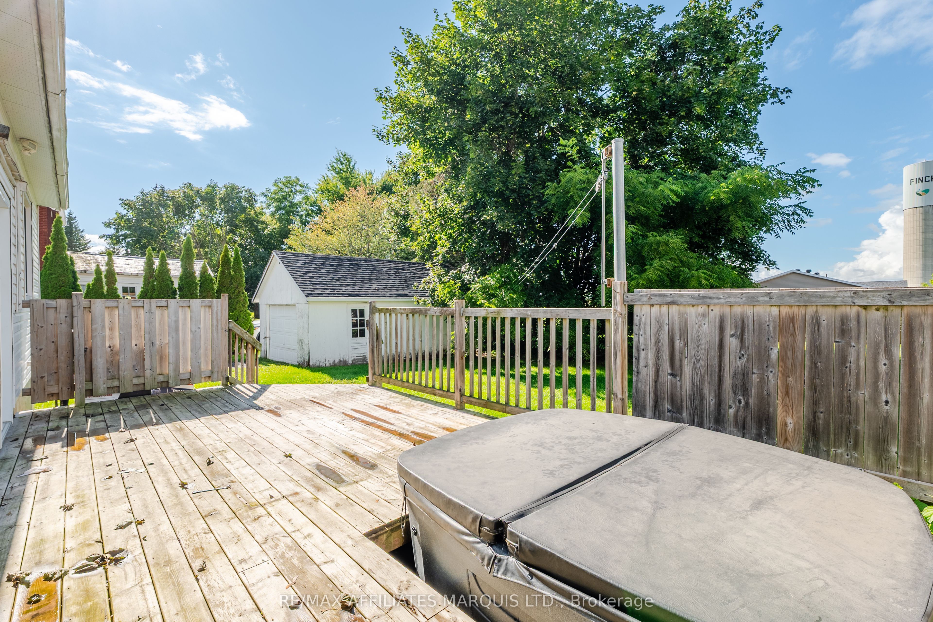 16 Front Street Property Photo 40
