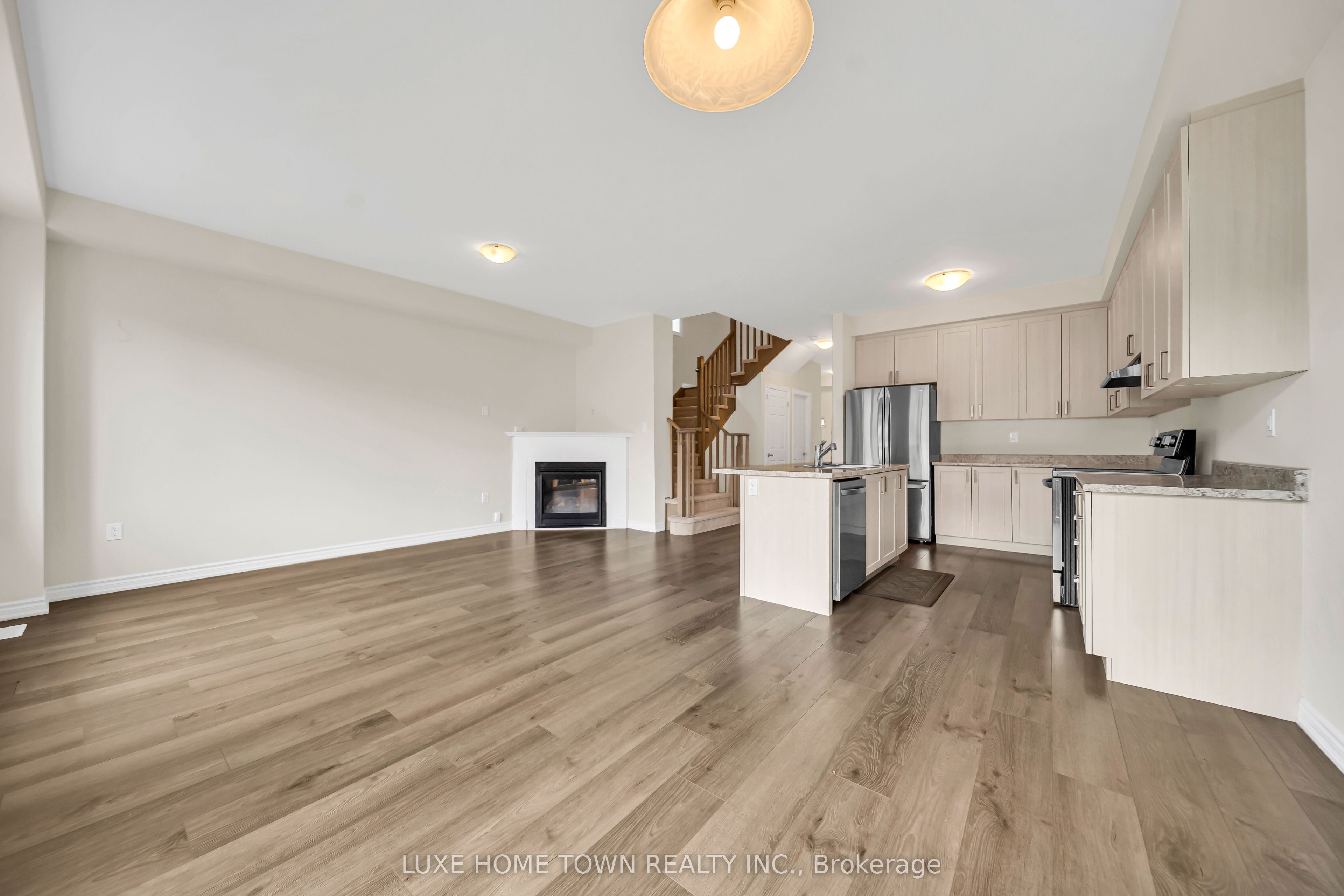 82 Prest Way Property Photo 12