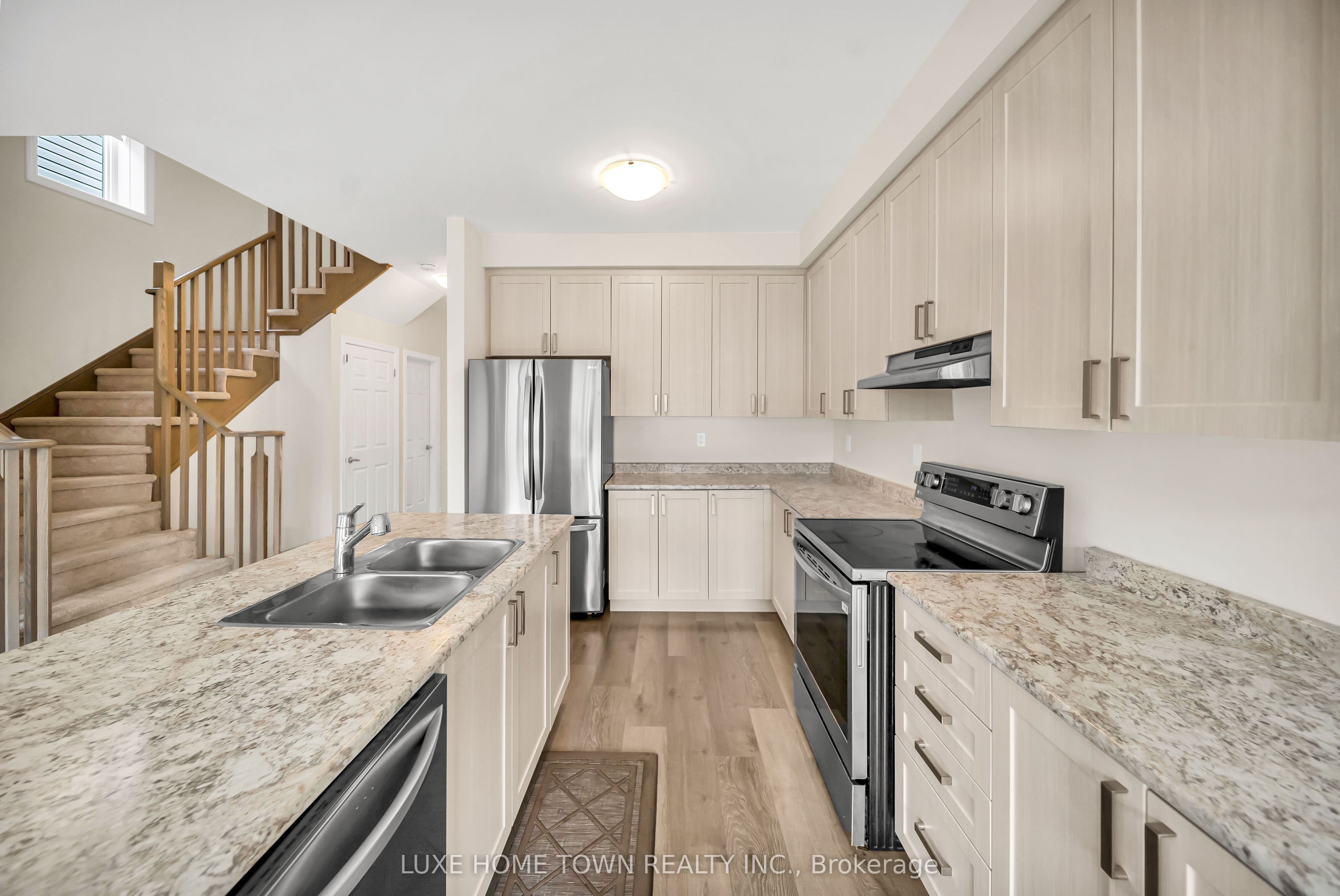 82 Prest Way Property Photo 15