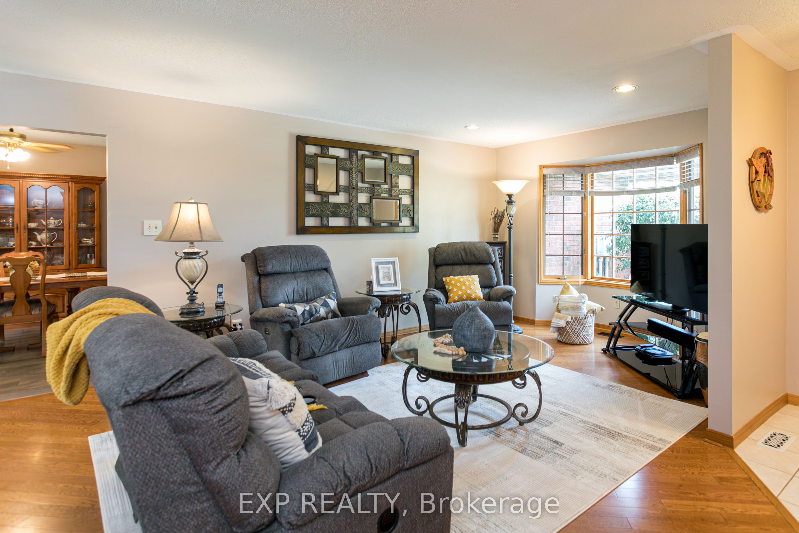 23401 Melbourne Road Property Photo 9