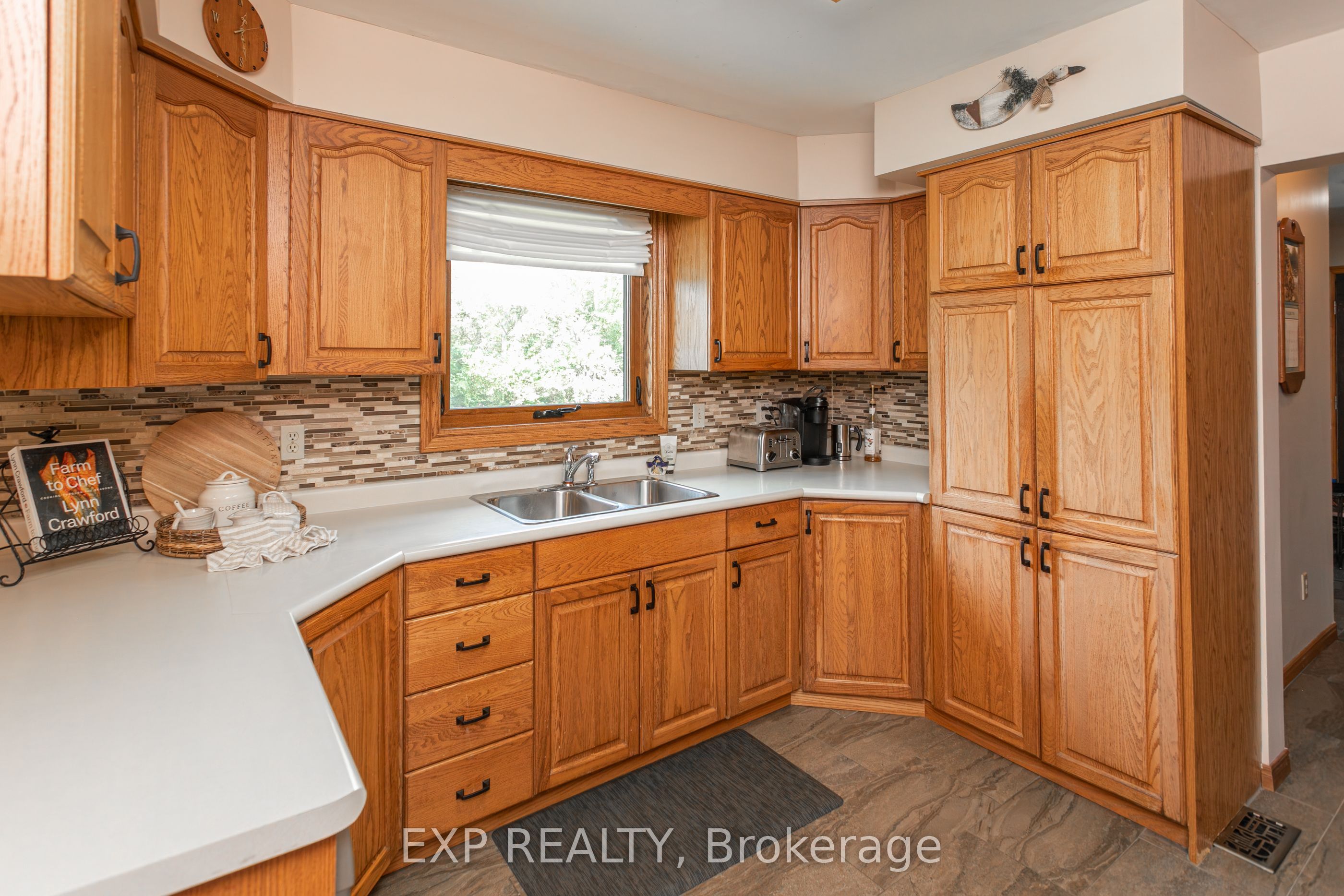 23401 Melbourne Road Property Photo 19