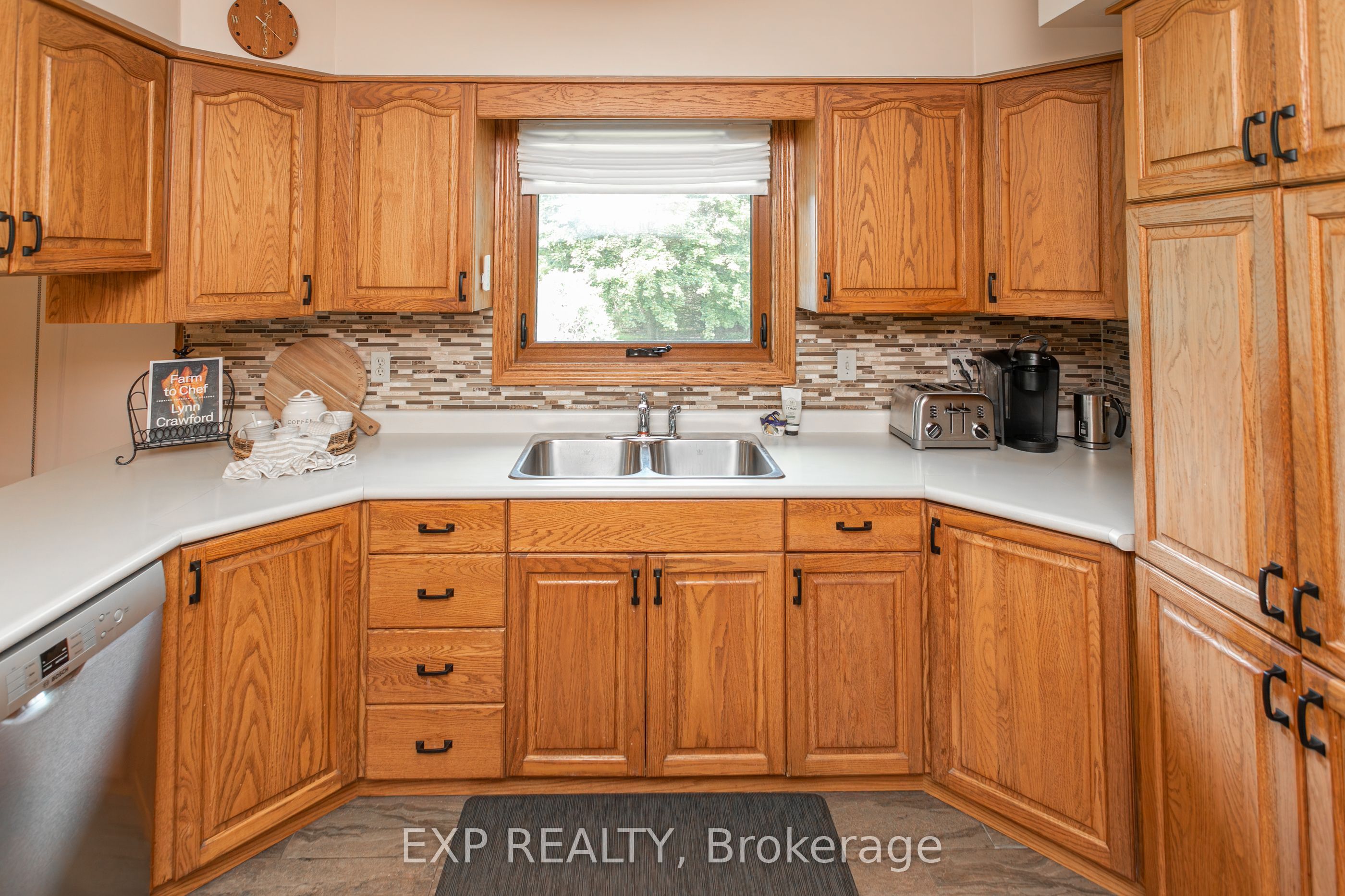 23401 Melbourne Road Property Photo 20