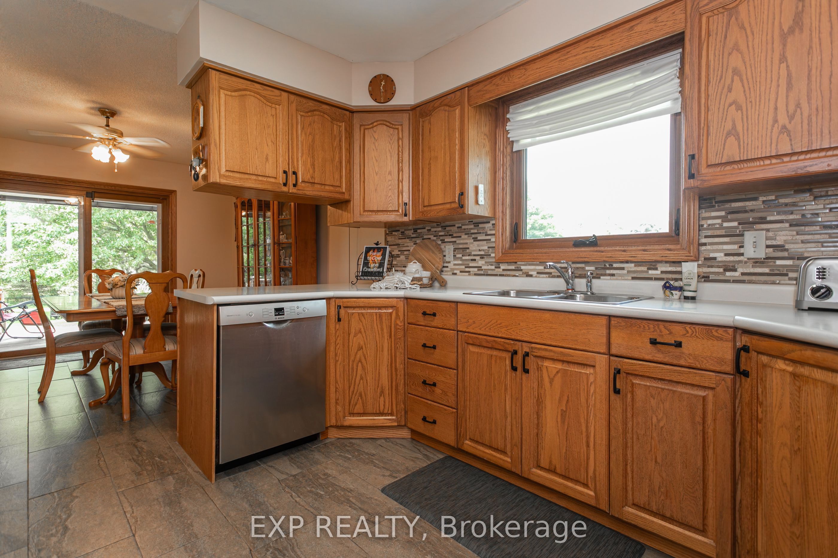 23401 Melbourne Road Property Photo 21