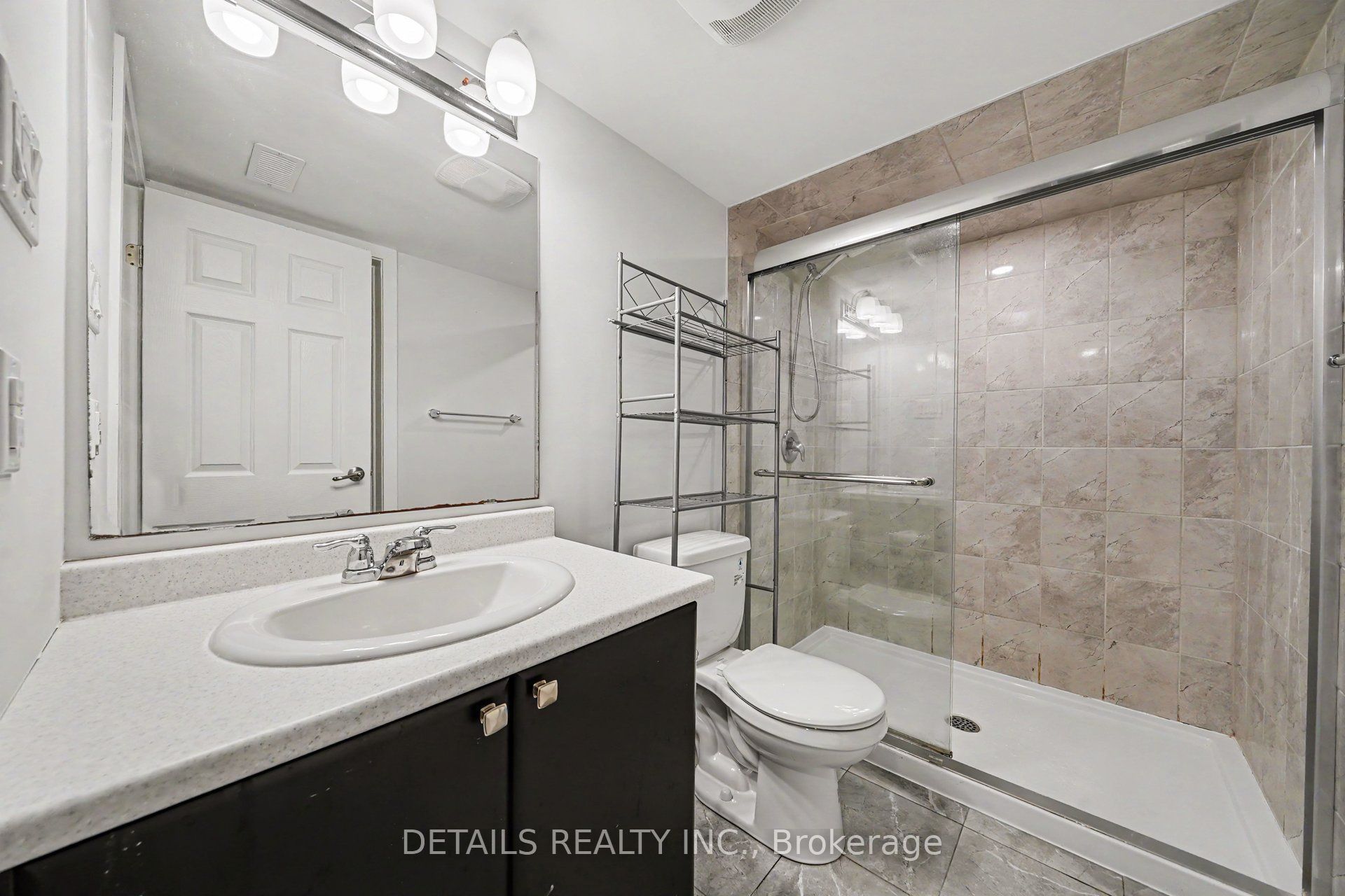 214 Anyolite Private Property Photo 17