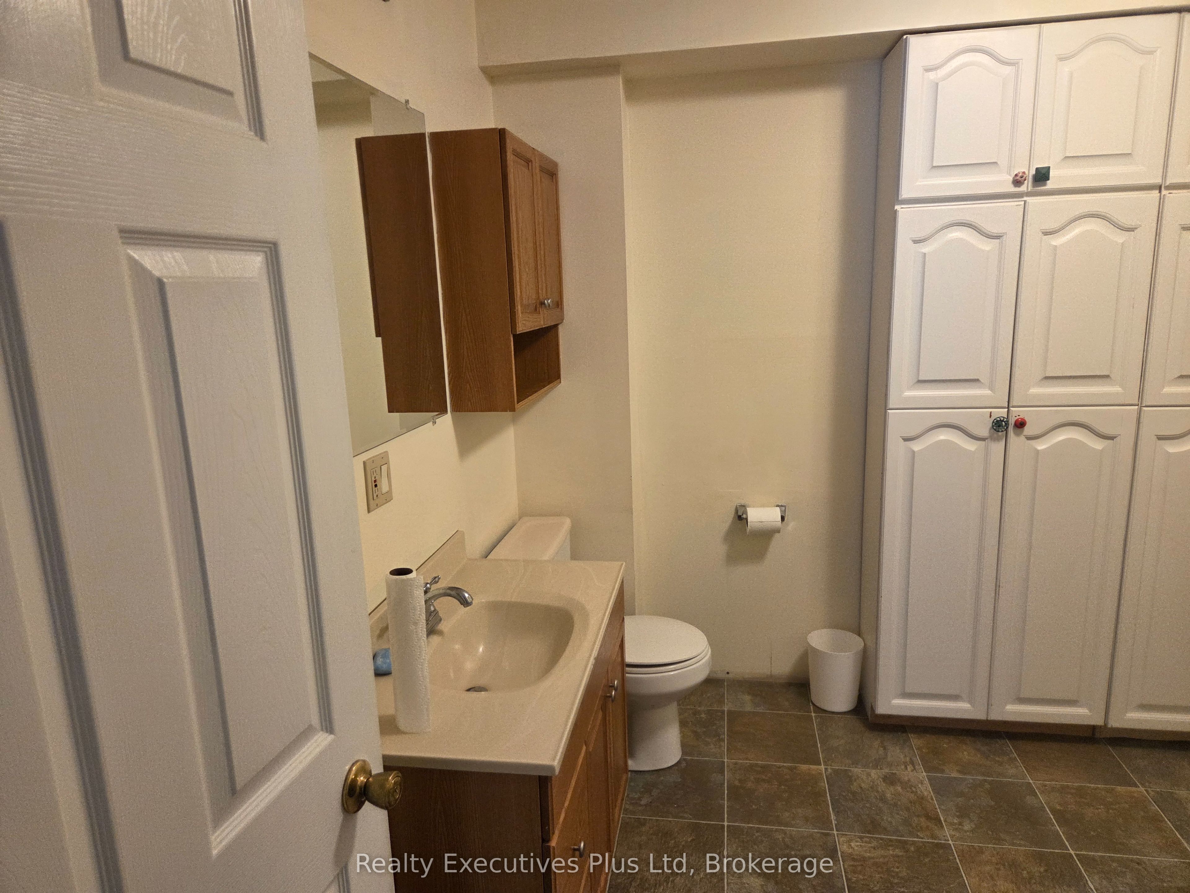 85 Ladds Road Property Photo 30