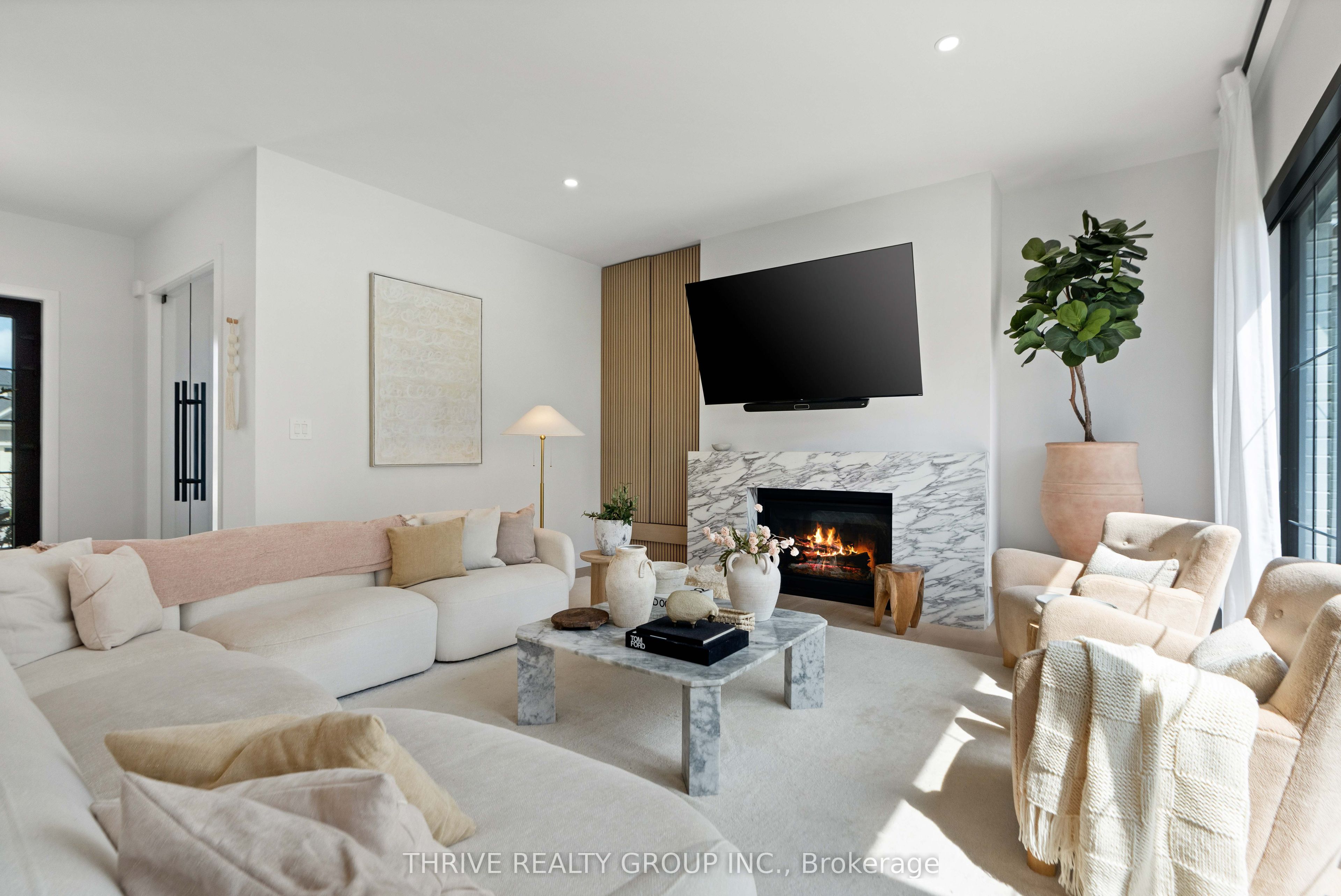 365 Manhattan Drive Property Photo 19