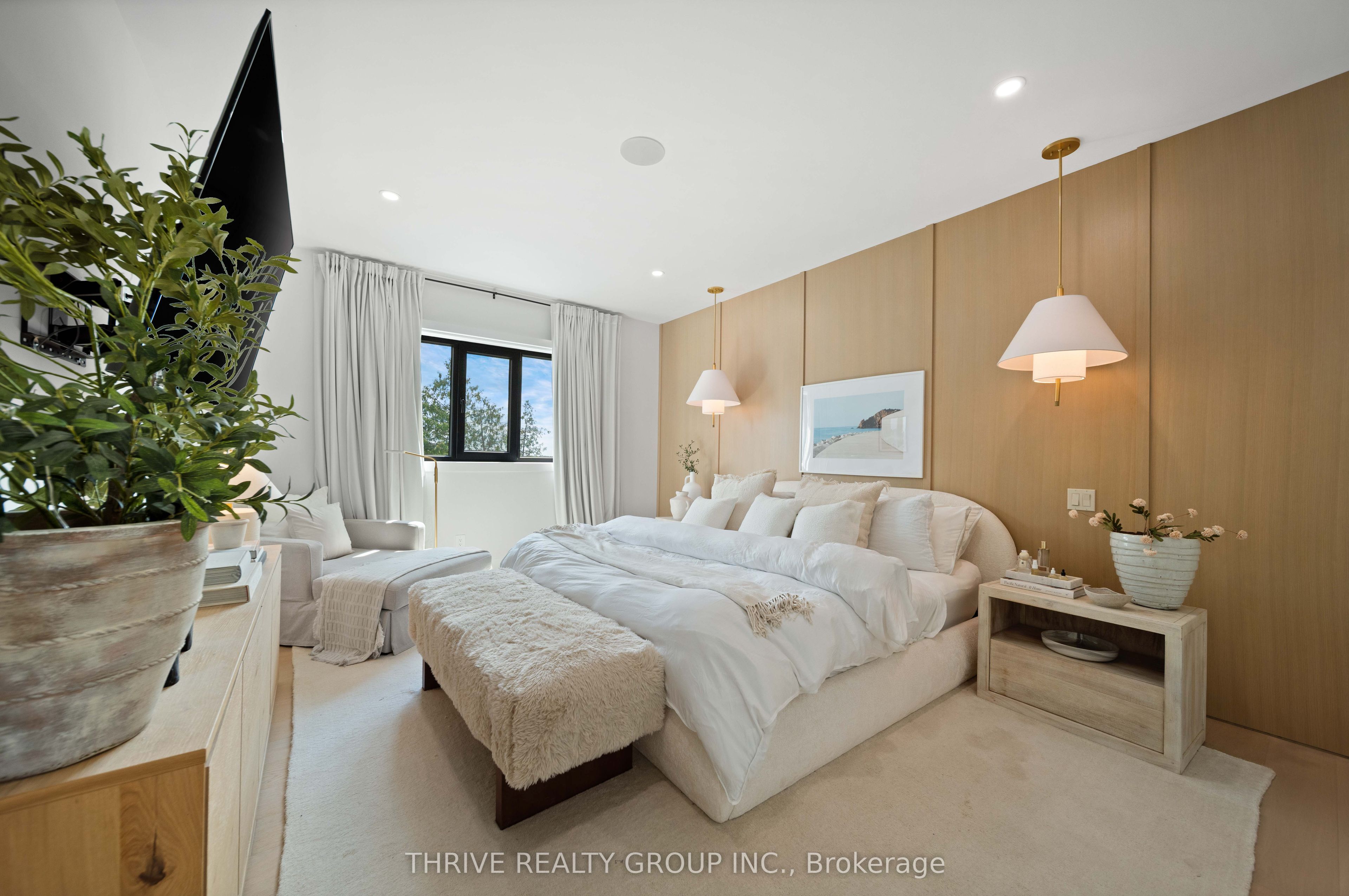 365 Manhattan Drive Property Photo 26