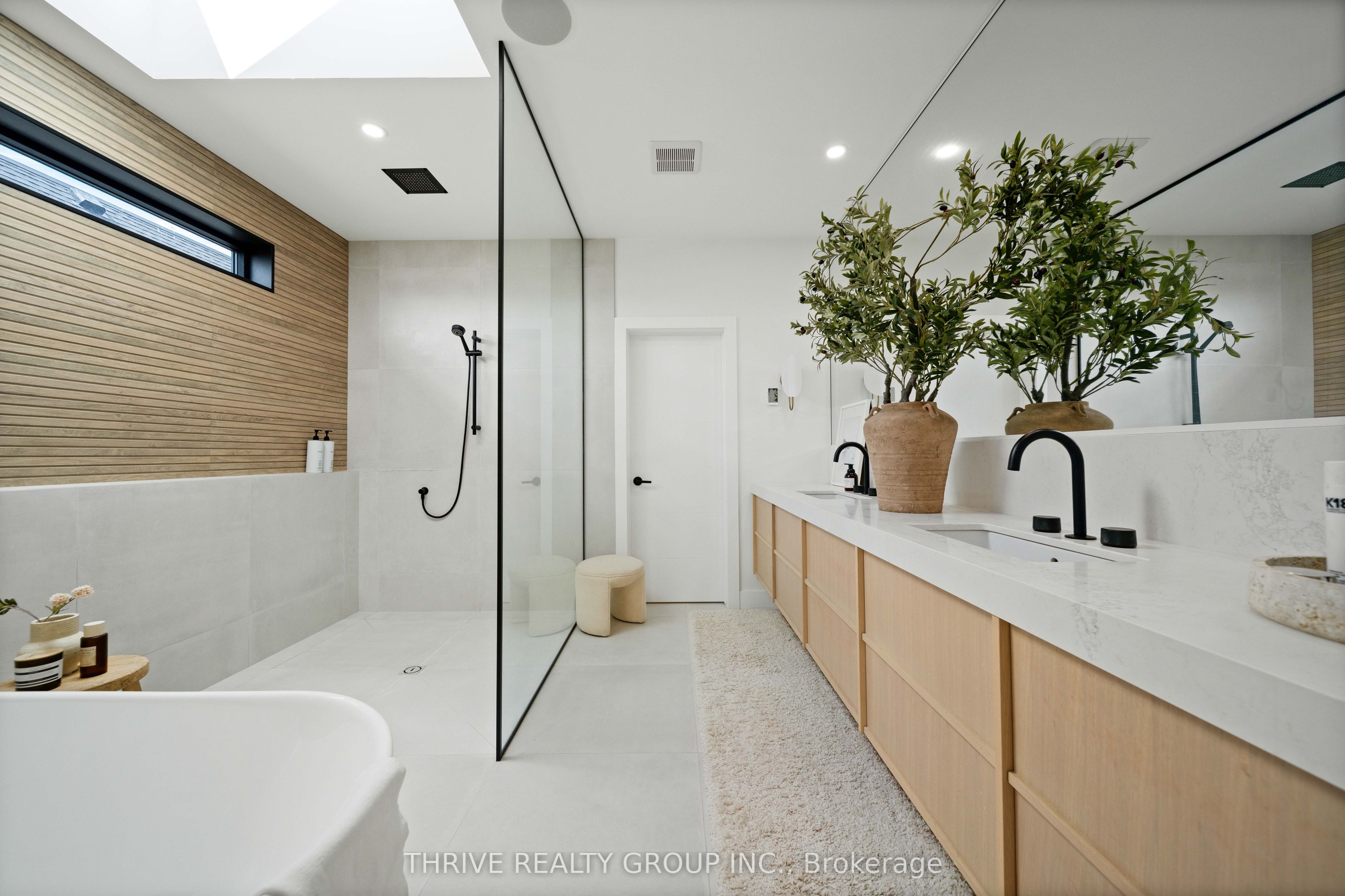 365 Manhattan Drive Property Photo 29