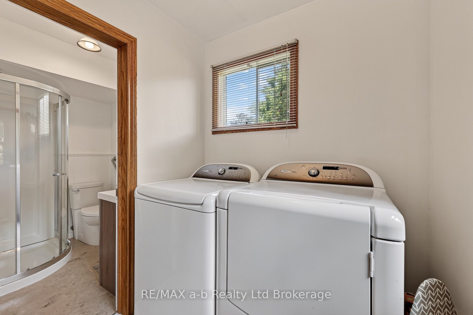 10 Pitcher Street Property Photo 15