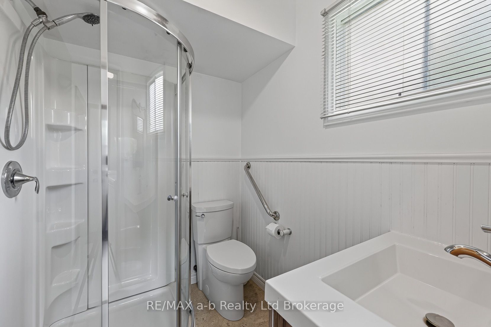 10 Pitcher Street Property Photo 16