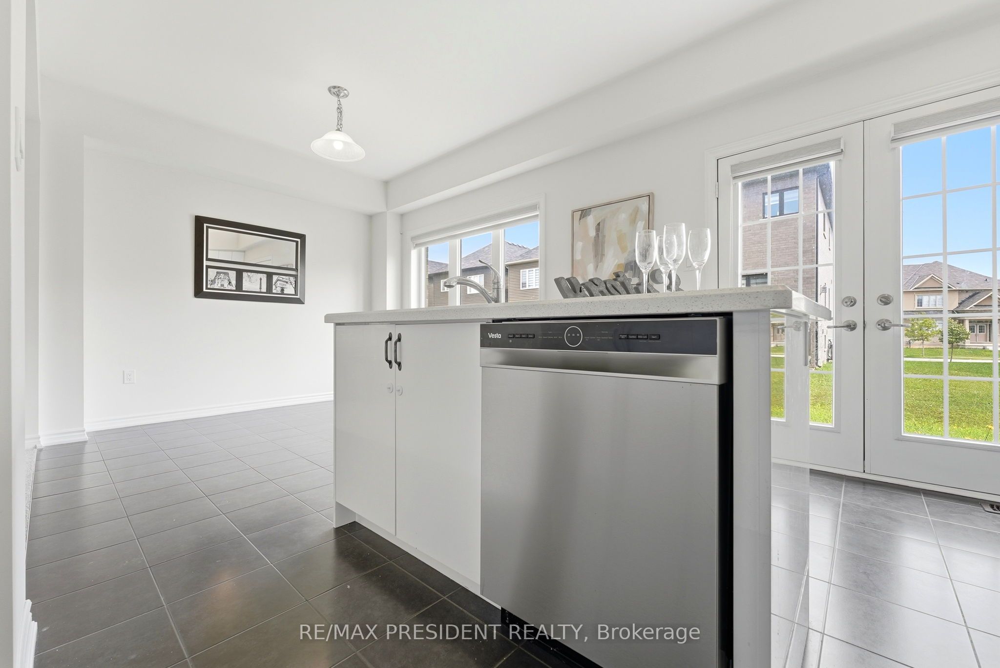 10 Poole Street Property Photo 17