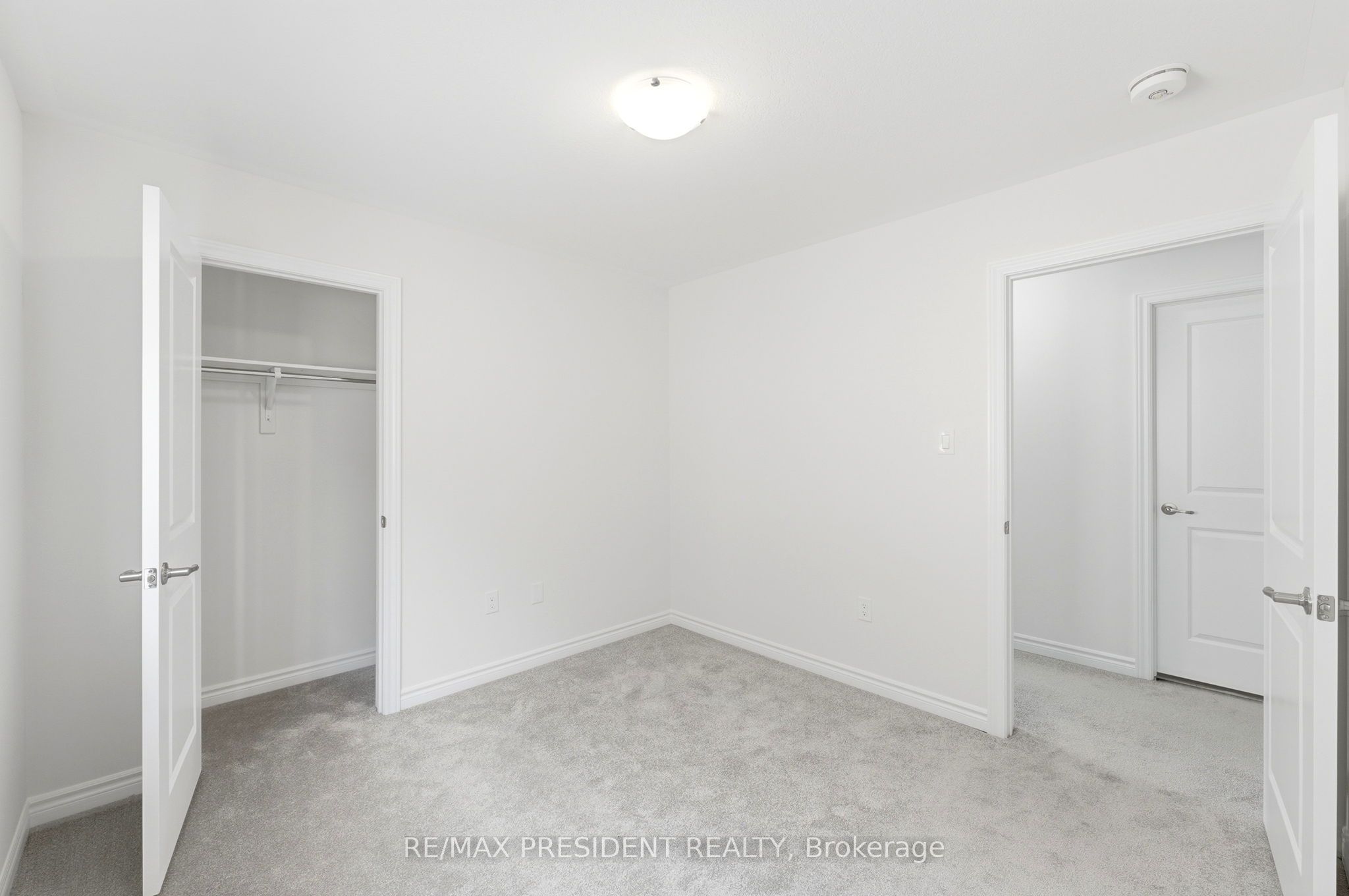 10 Poole Street Property Photo 35