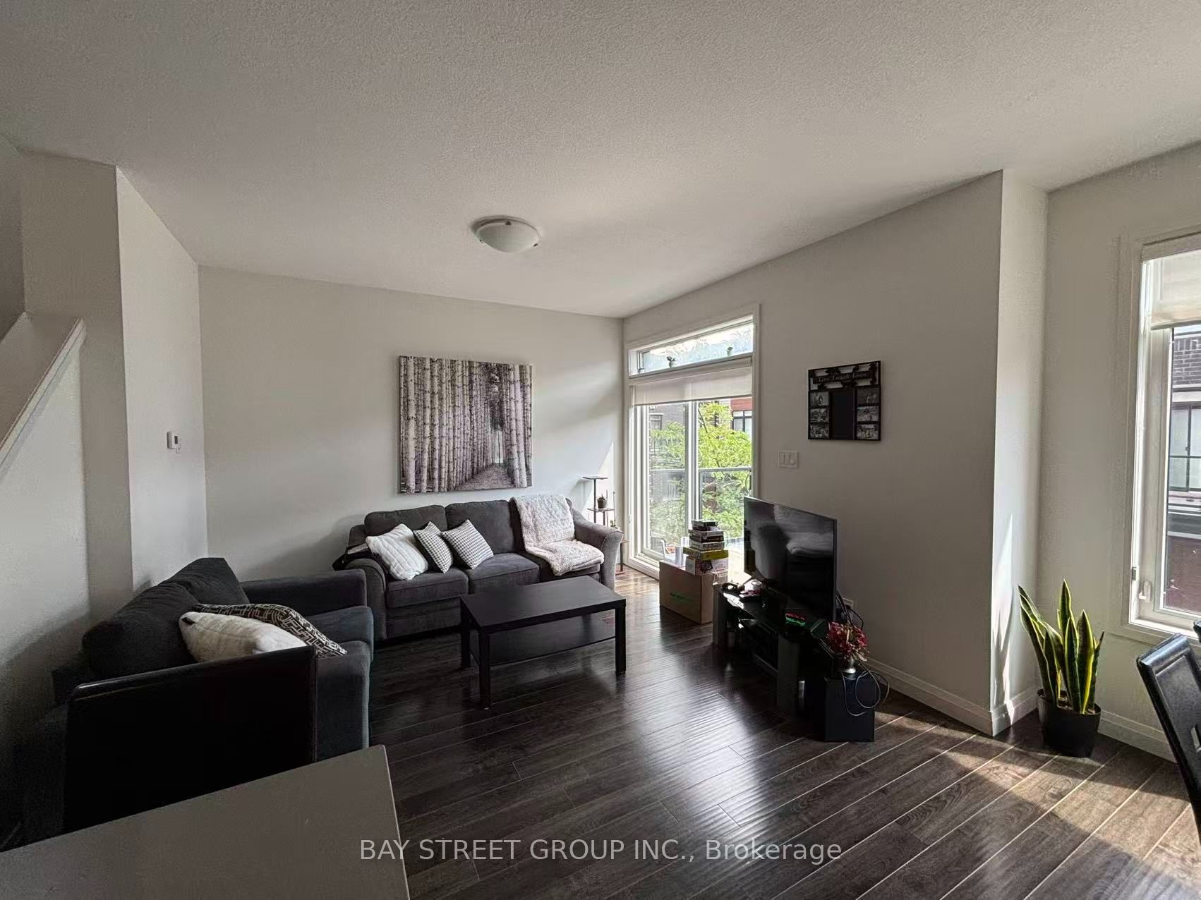 3260 Singleton Avenue 106 Property Photo 5