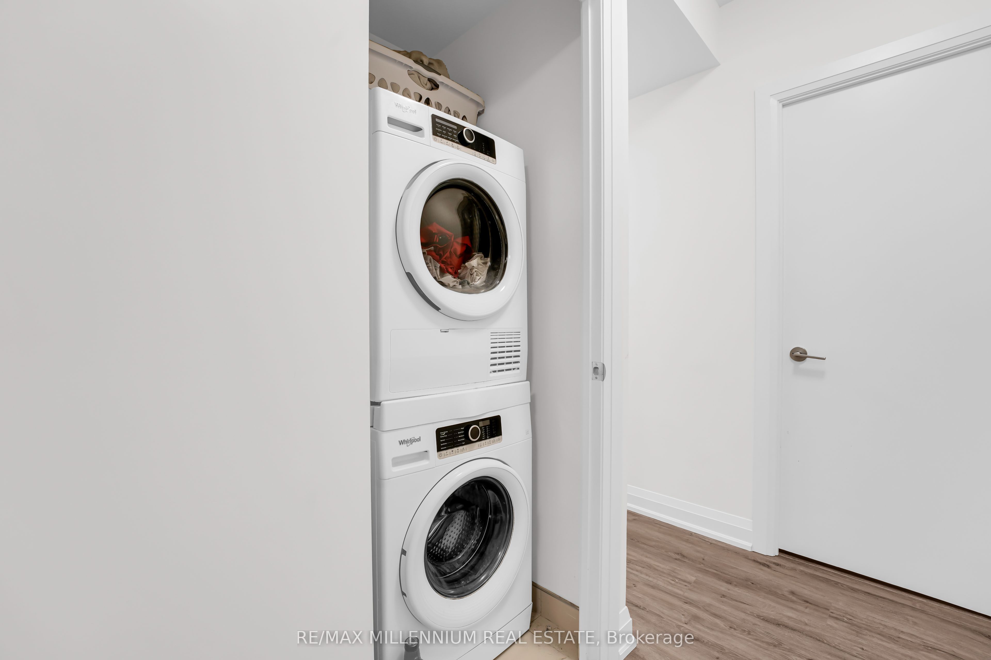 385 Winston Road 1011 Property Photo 5