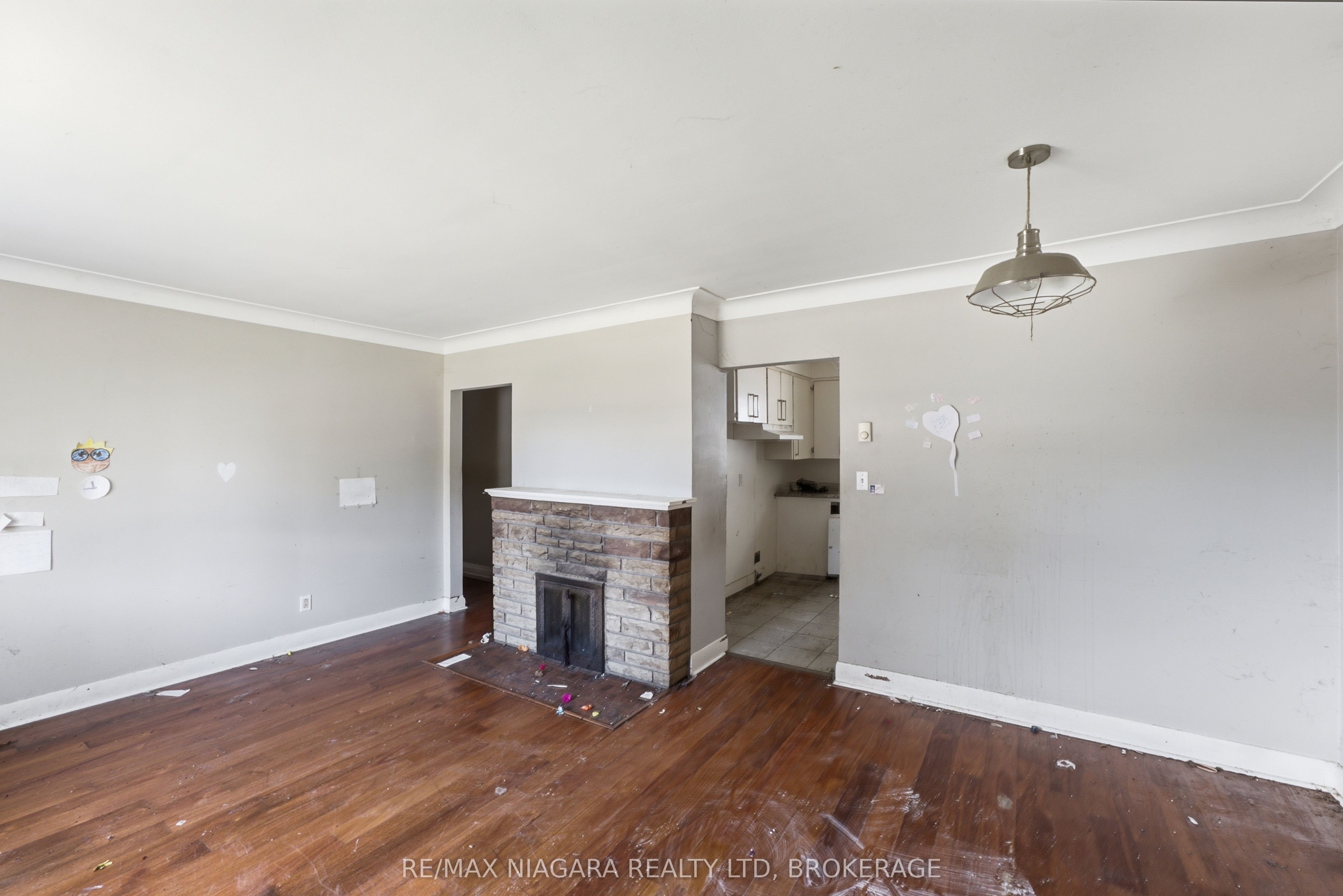 143 North Crescent Property Photo 5