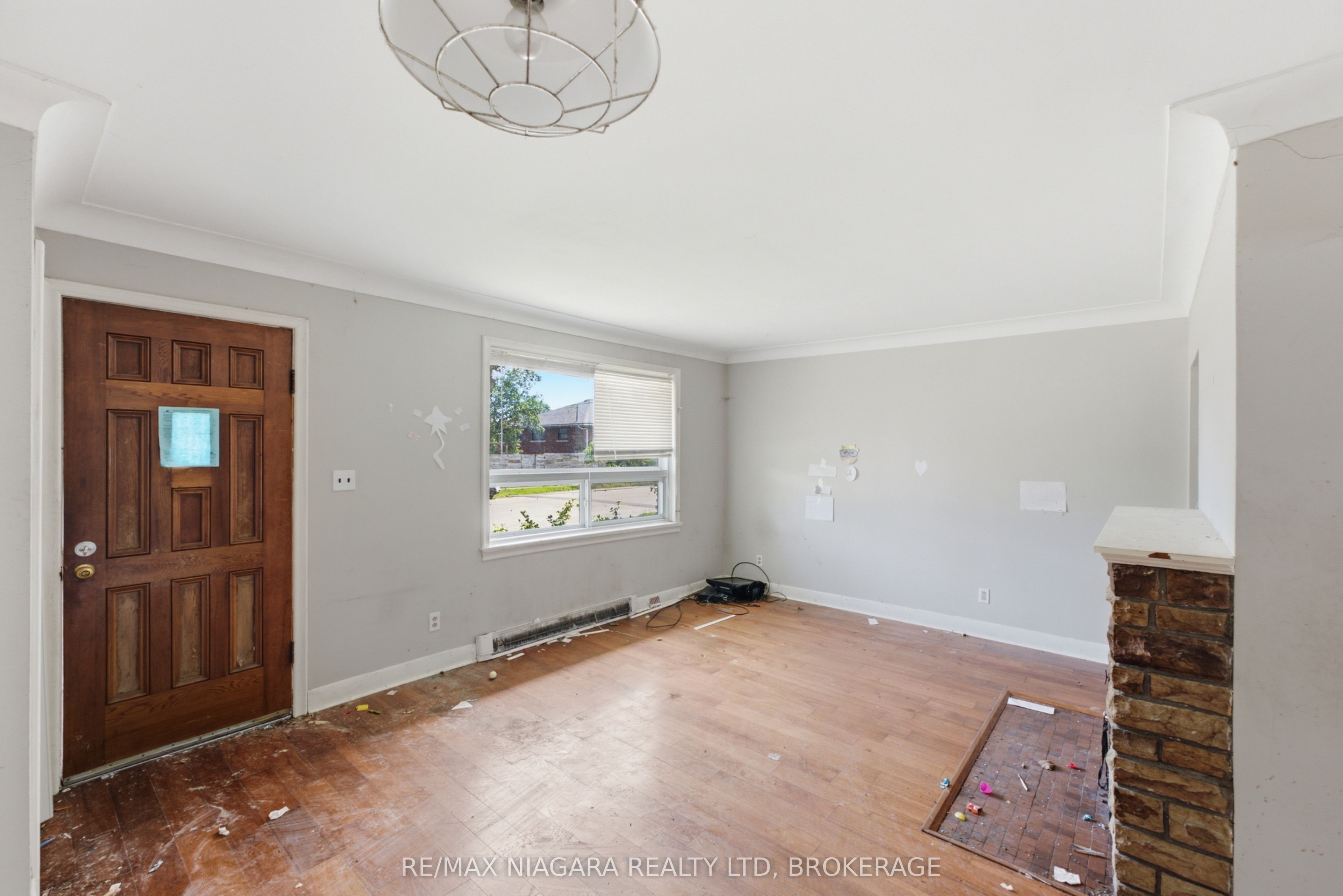 143 North Crescent Property Photo 6