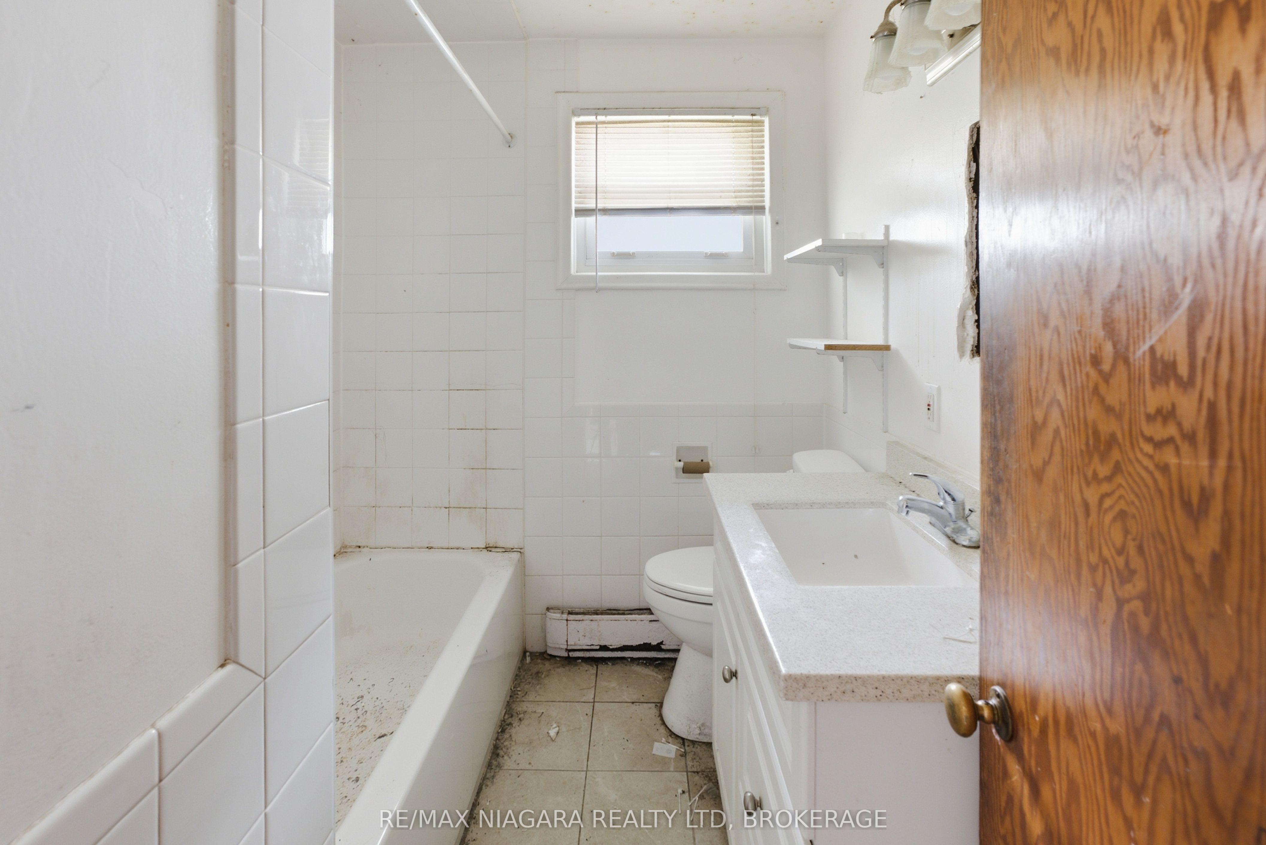 143 North Crescent Property Photo 10