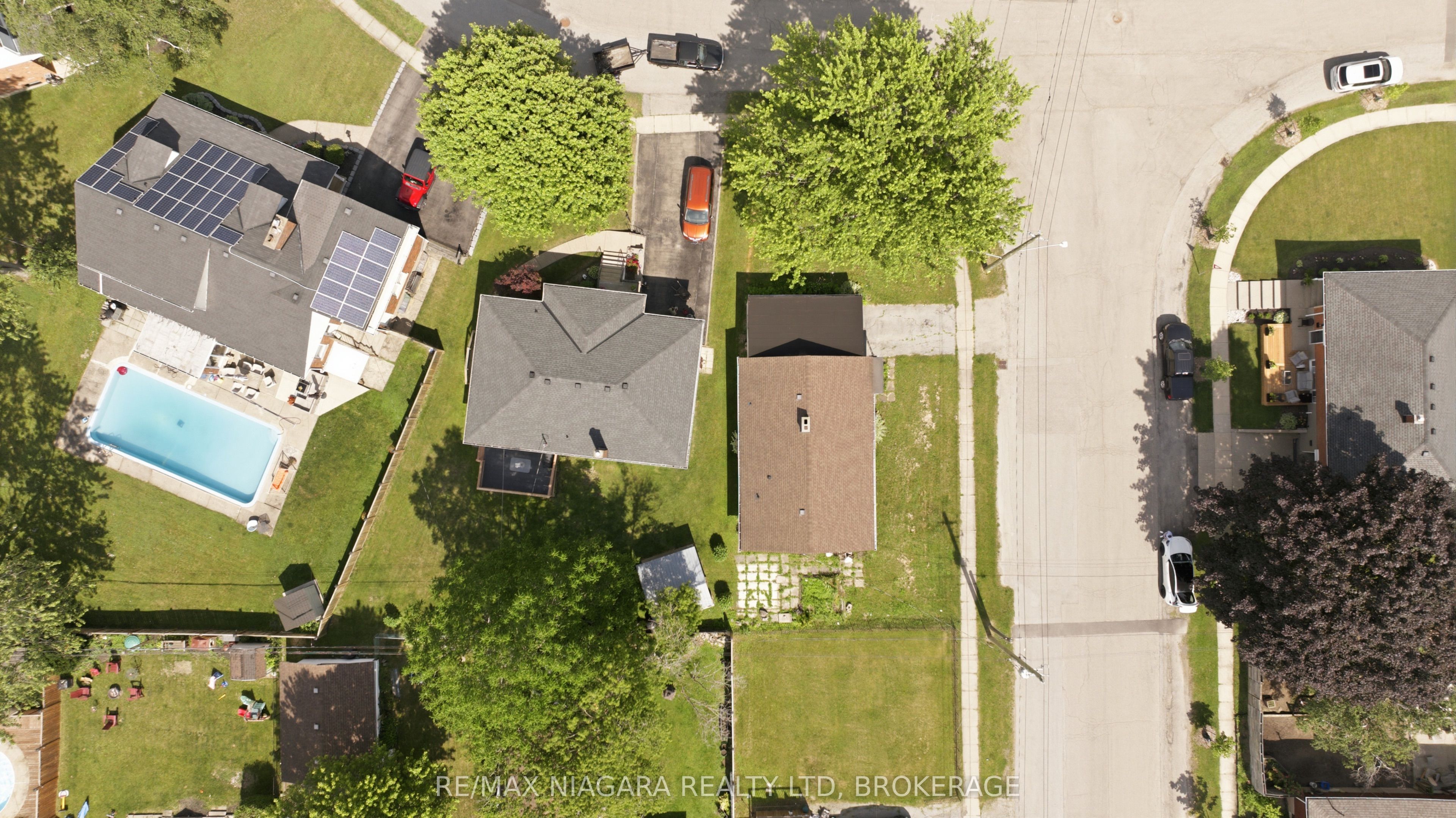 143 North Crescent Property Photo 15