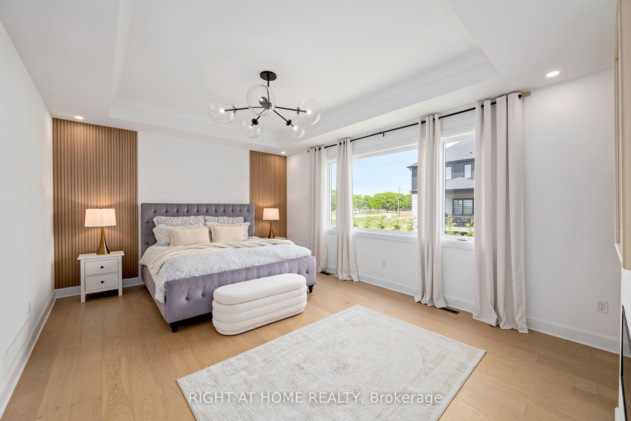 372 Manhattan Drive Property Photo 15