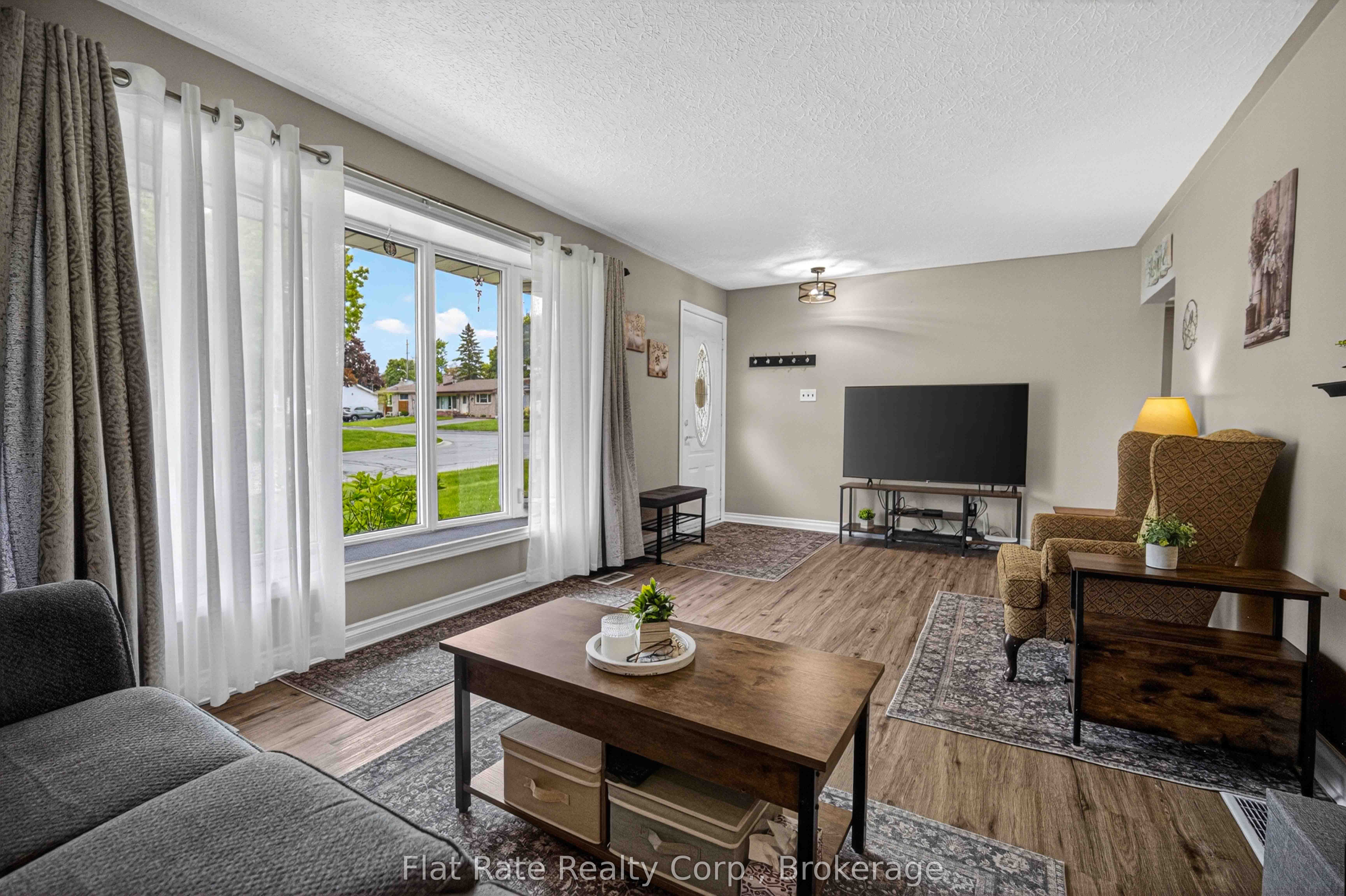 481 Barker Avenue Property Photo 6