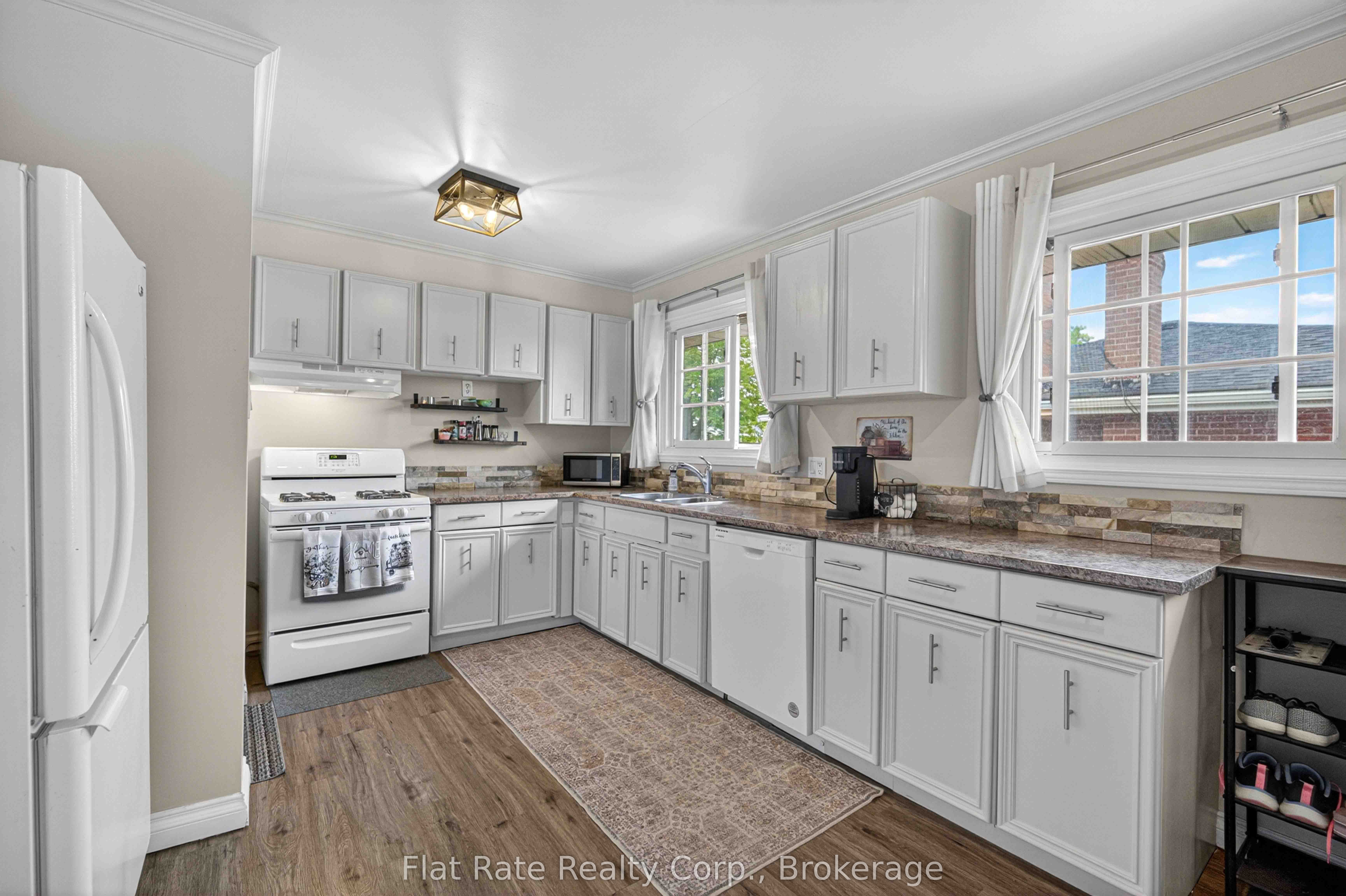 481 Barker Avenue Property Photo 9