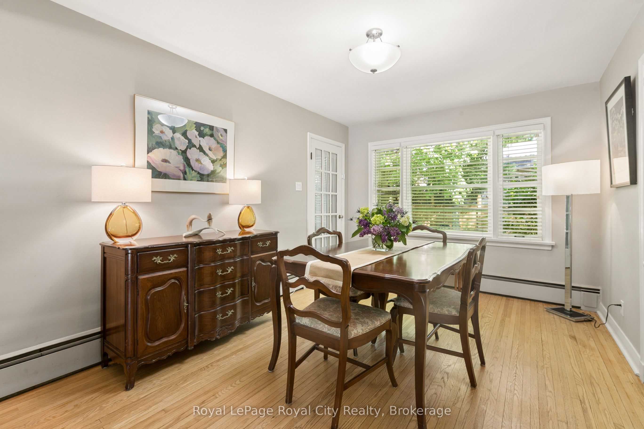120 Hill Street E Property Photo 11