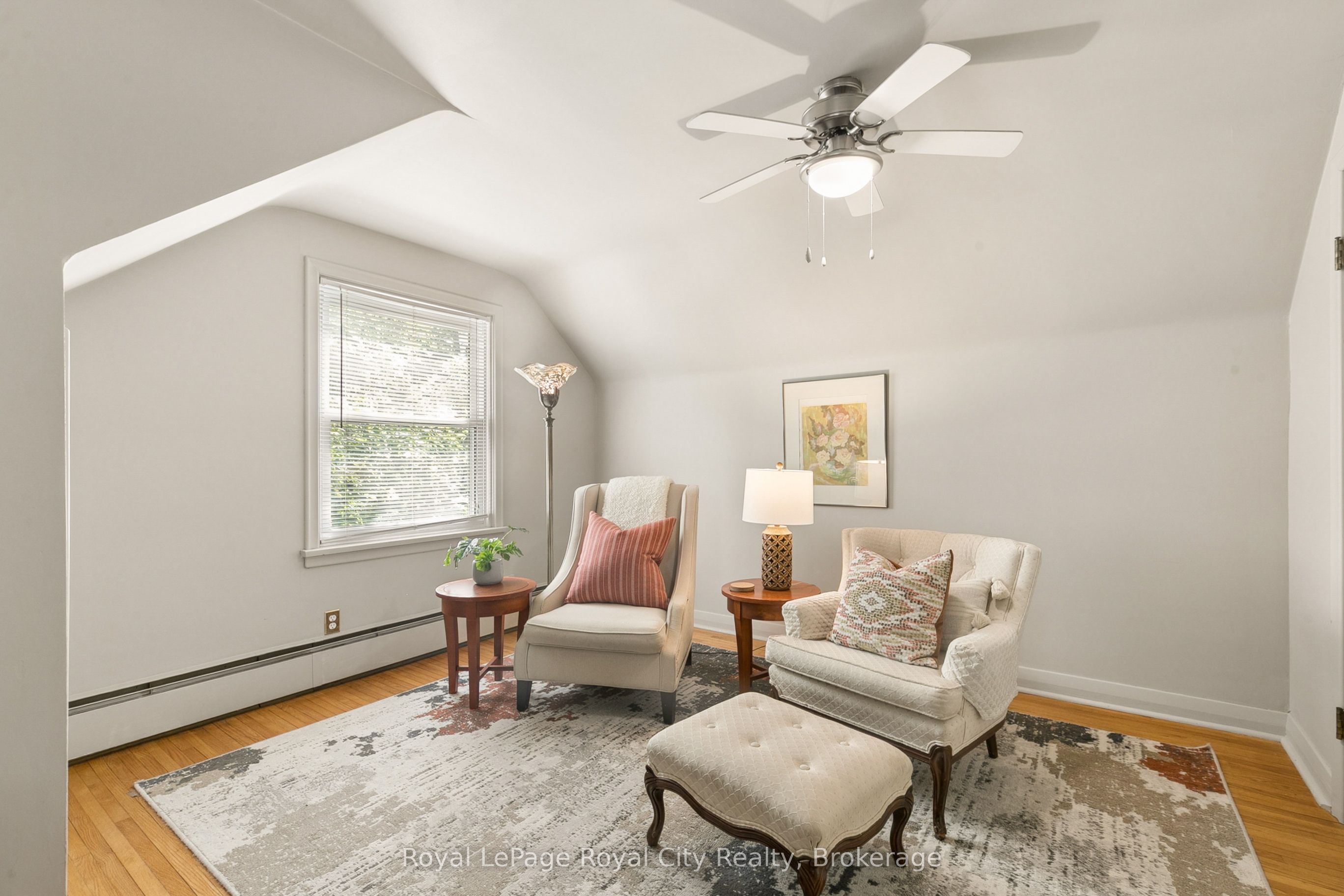120 Hill Street E Property Photo 28