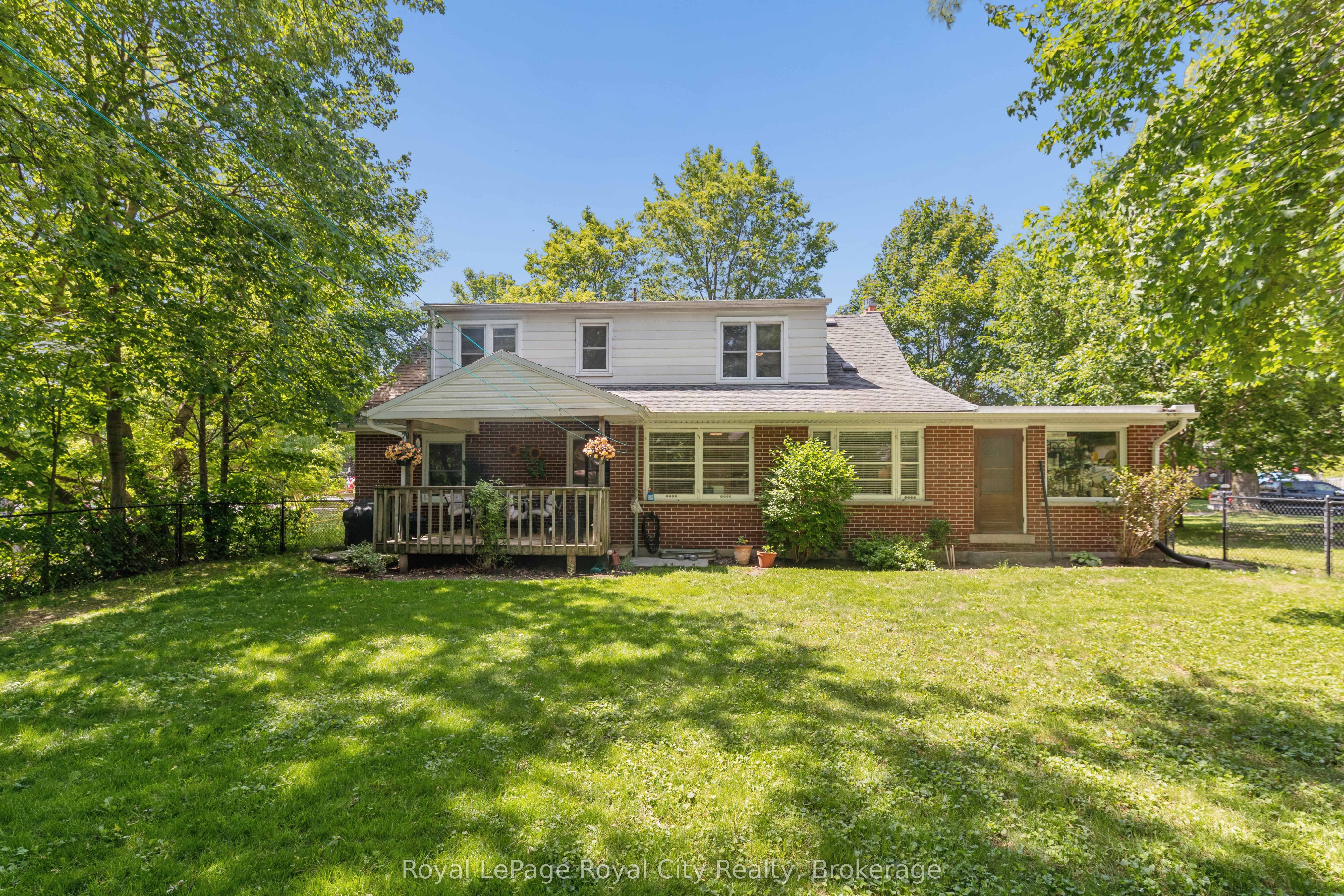 120 Hill Street E Property Photo 35
