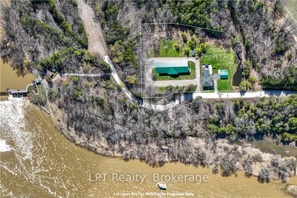 484 Carlisle Street Property Photo 4