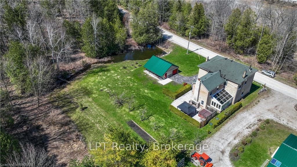 484 Carlisle Street Property Photo 8