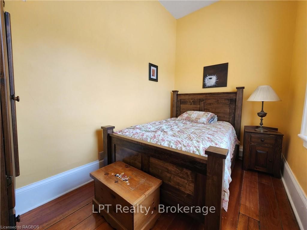 484 Carlisle Street Property Photo 27
