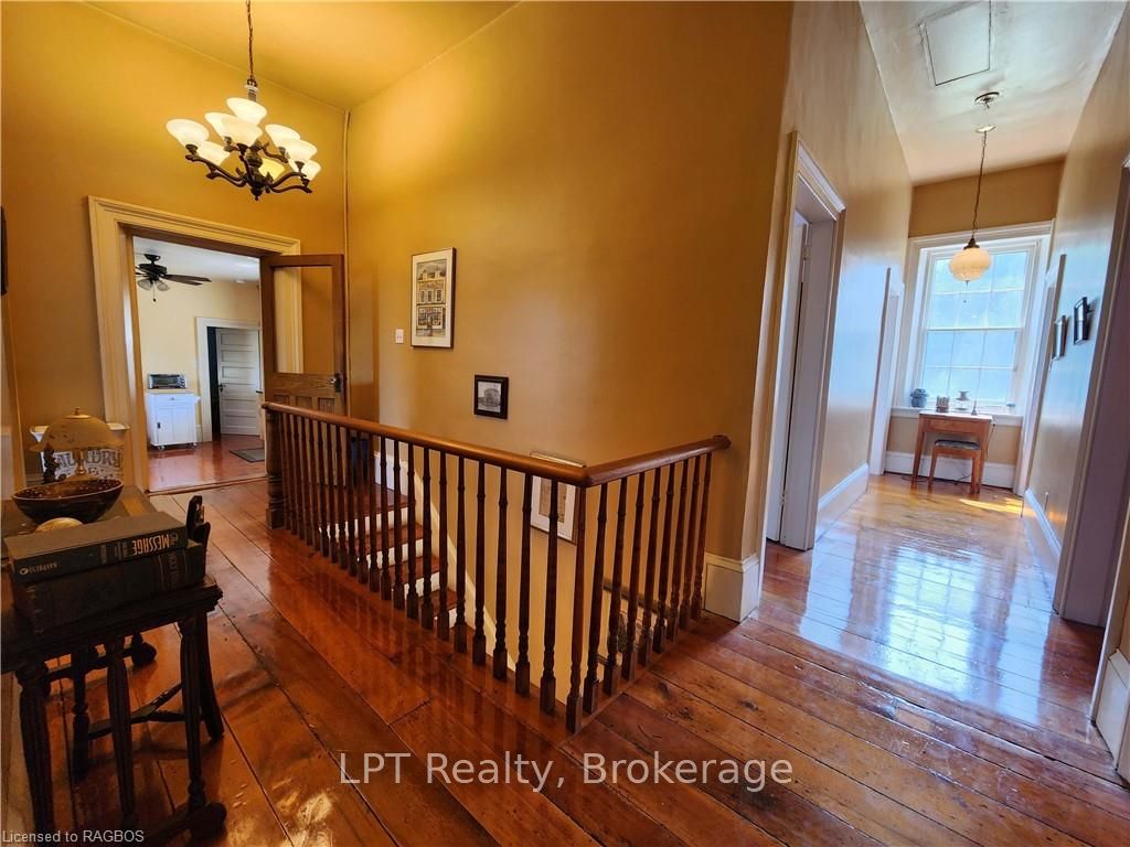 484 Carlisle Street Property Photo 30