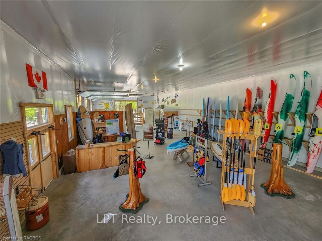 484 Carlisle Street Property Photo 38