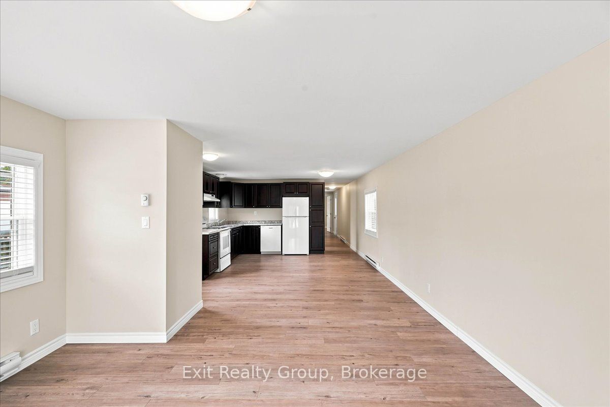 14 Nightingale Lane Property Photo 8
