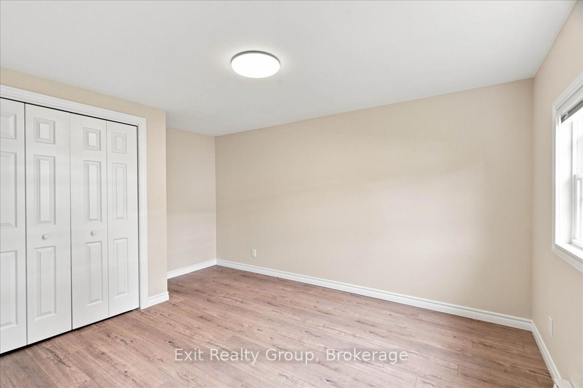 14 Nightingale Lane Property Photo 15