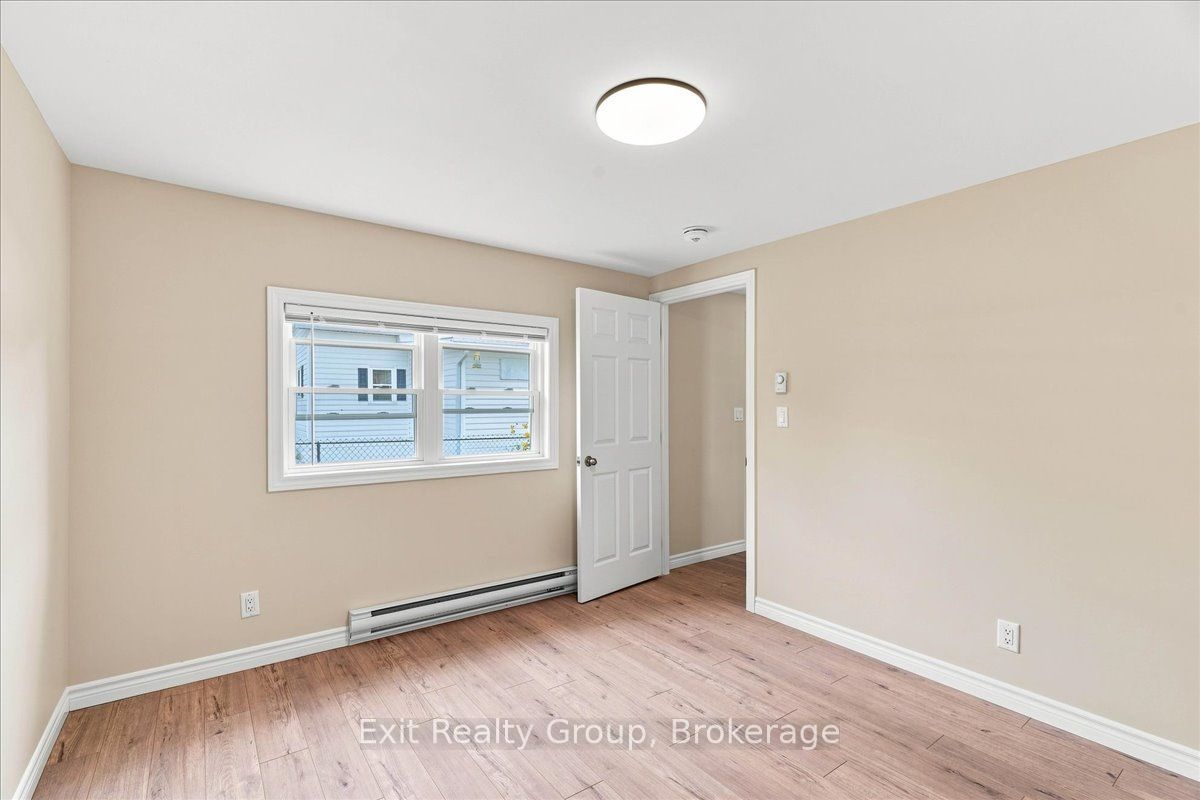 14 Nightingale Lane Property Photo 17