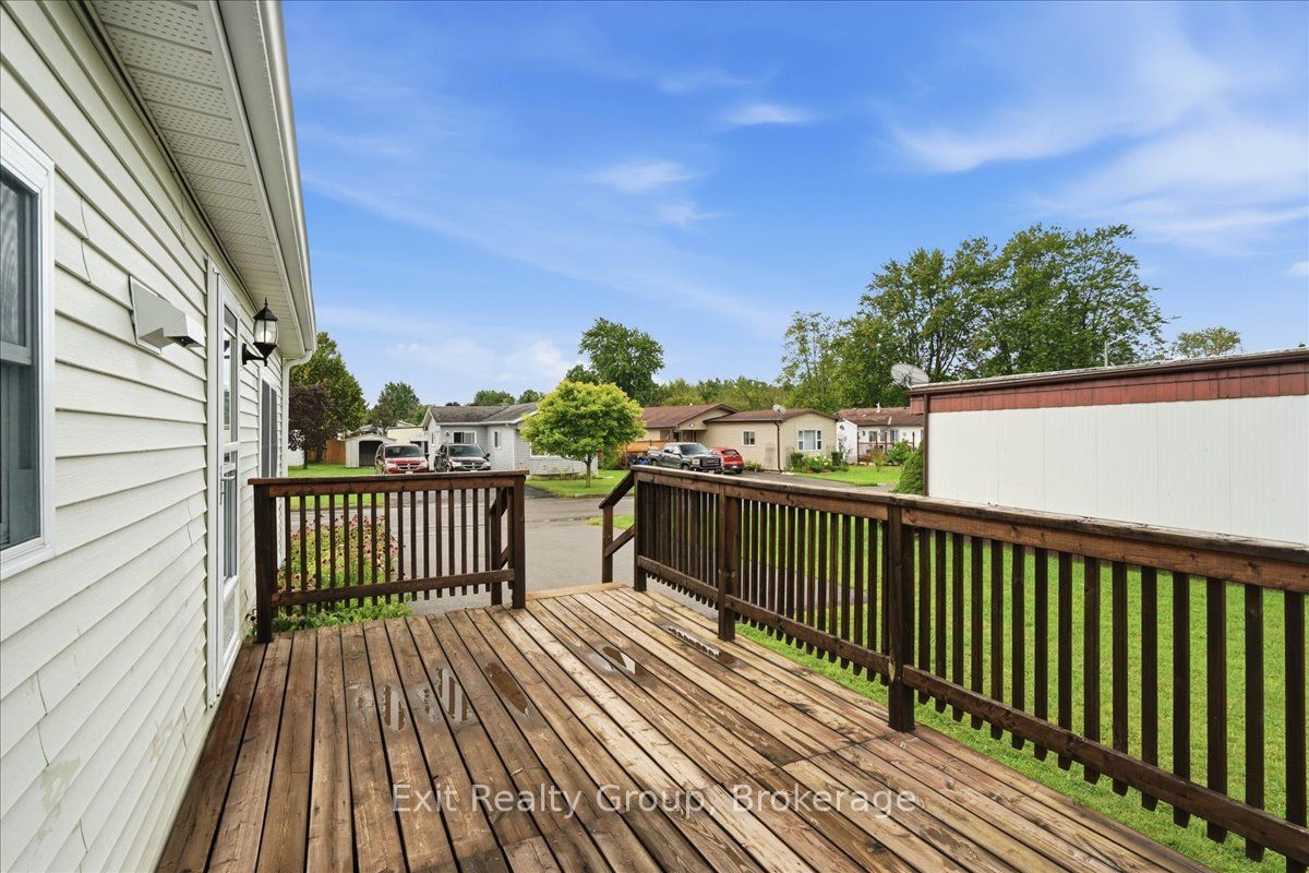 14 Nightingale Lane Property Photo 23