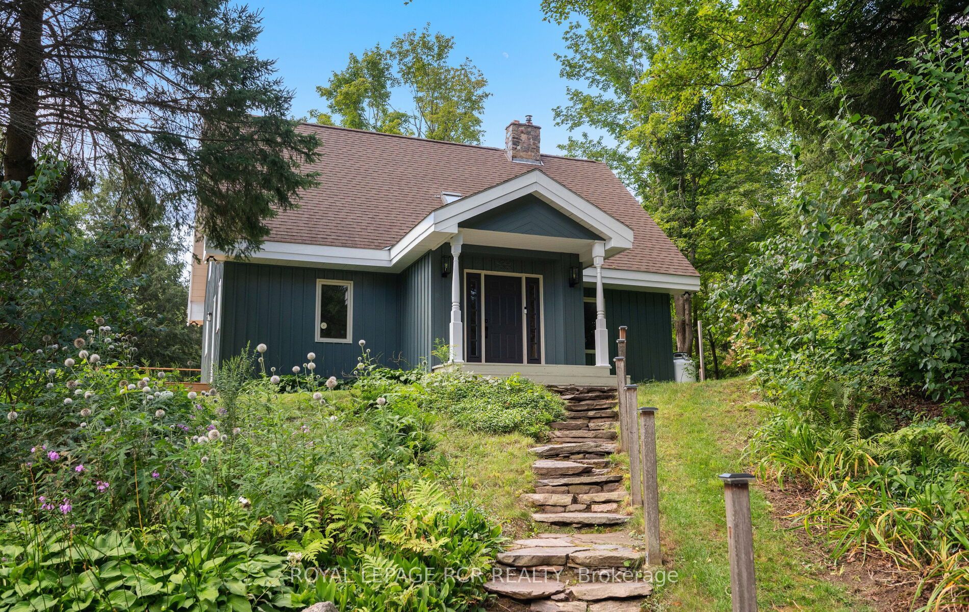 757186 2nd Line E Property Photo 1