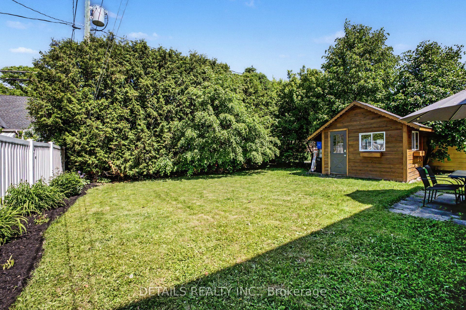 1233 Checkers Road Property Photo 13