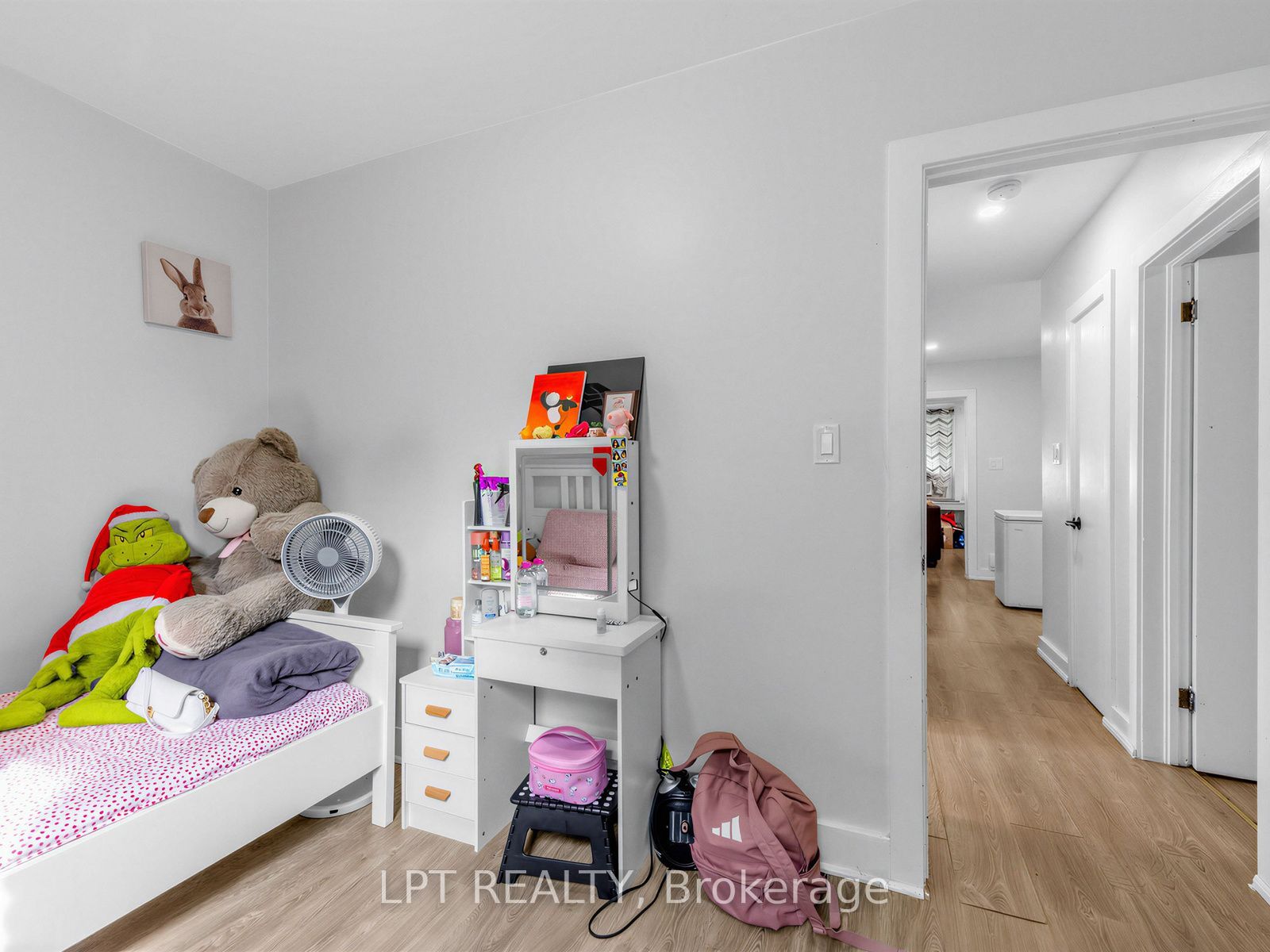 239 Vine Street Property Photo 21