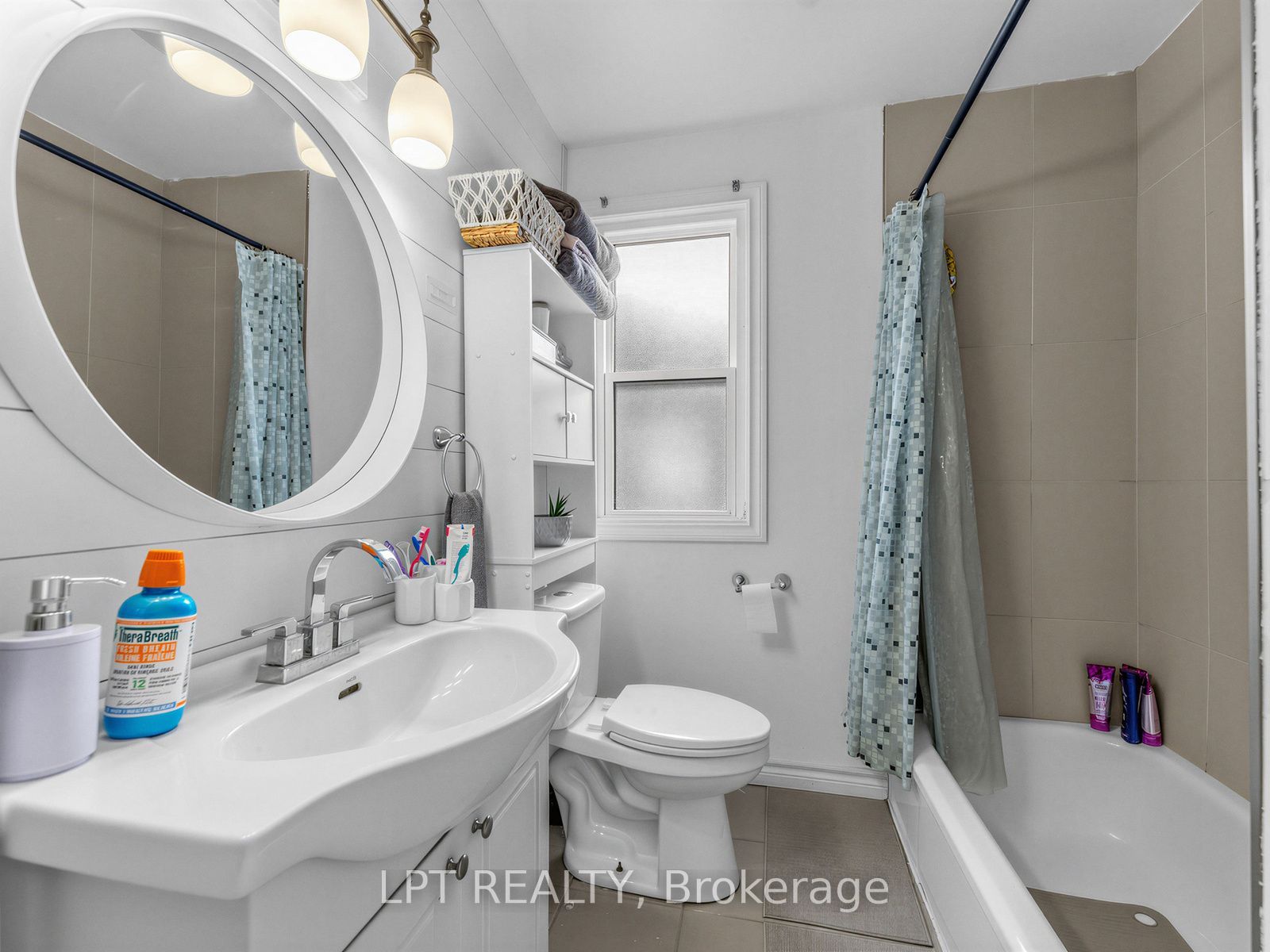 239 Vine Street Property Photo 22